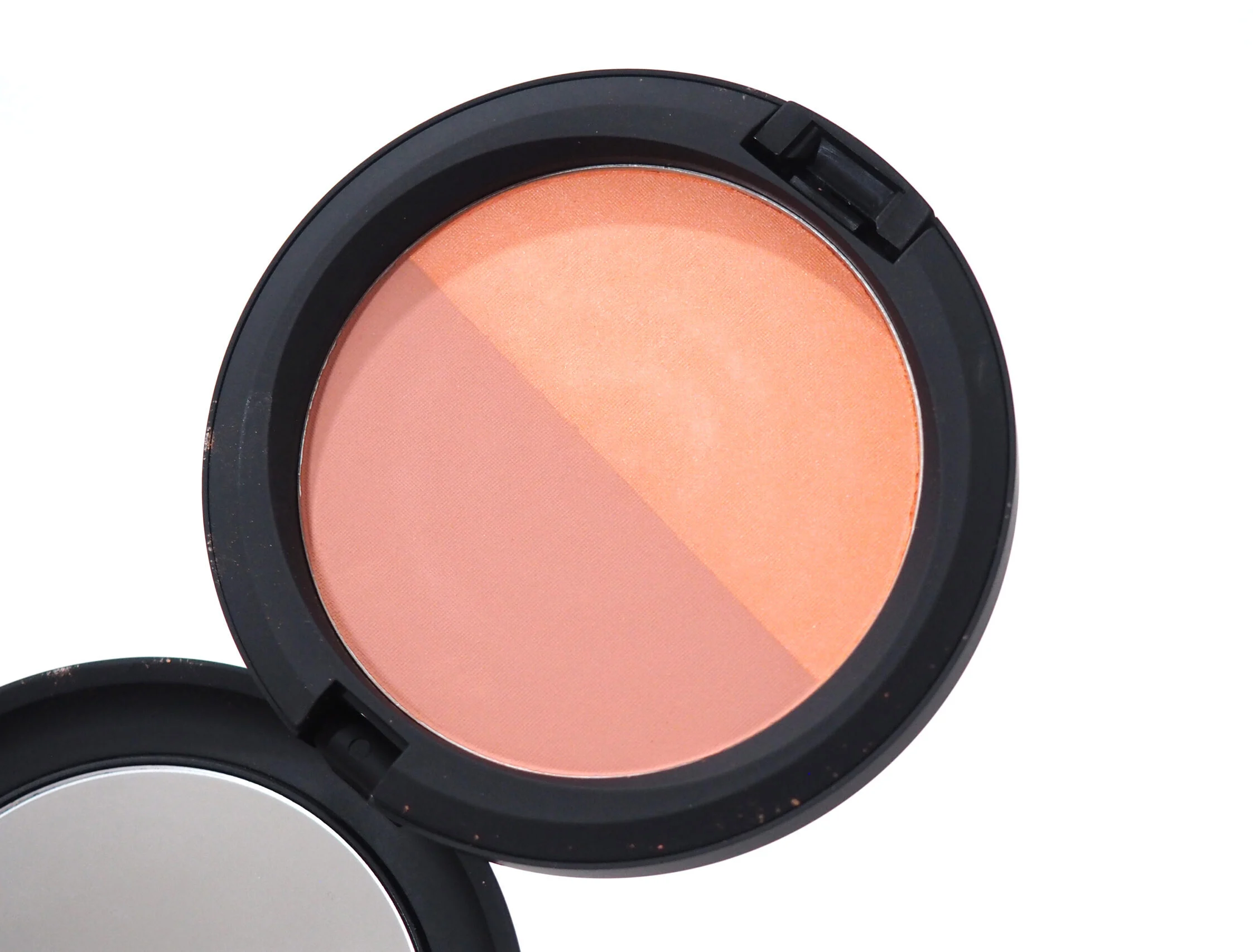 MAC Good Health Great Wealth Powder Blush Duo