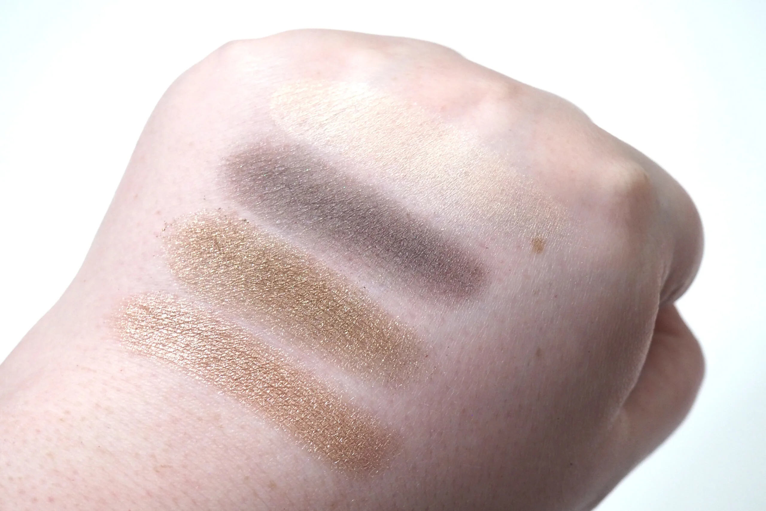 Revlon That's a Dub So Fierce Eyeshadow Palette Review / Swatches