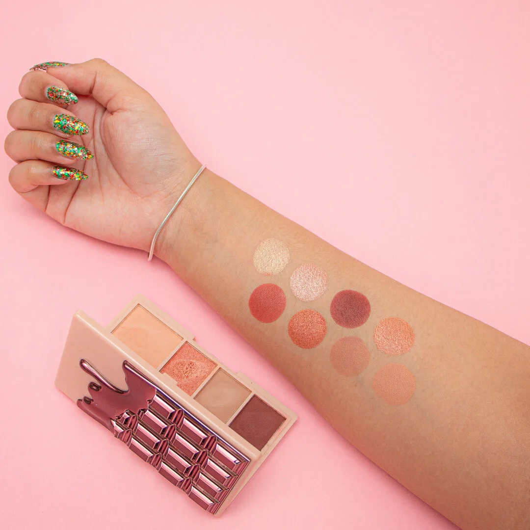 I Heart Revolution Hazelnut Cream Mini Eyeshadow Palette