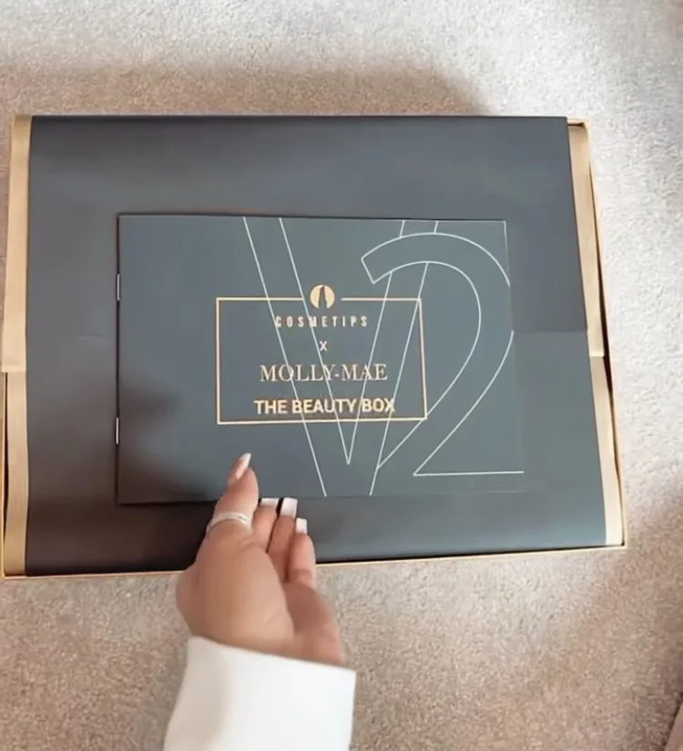 Cosmetips x Molly Mae The Beauty Box V2