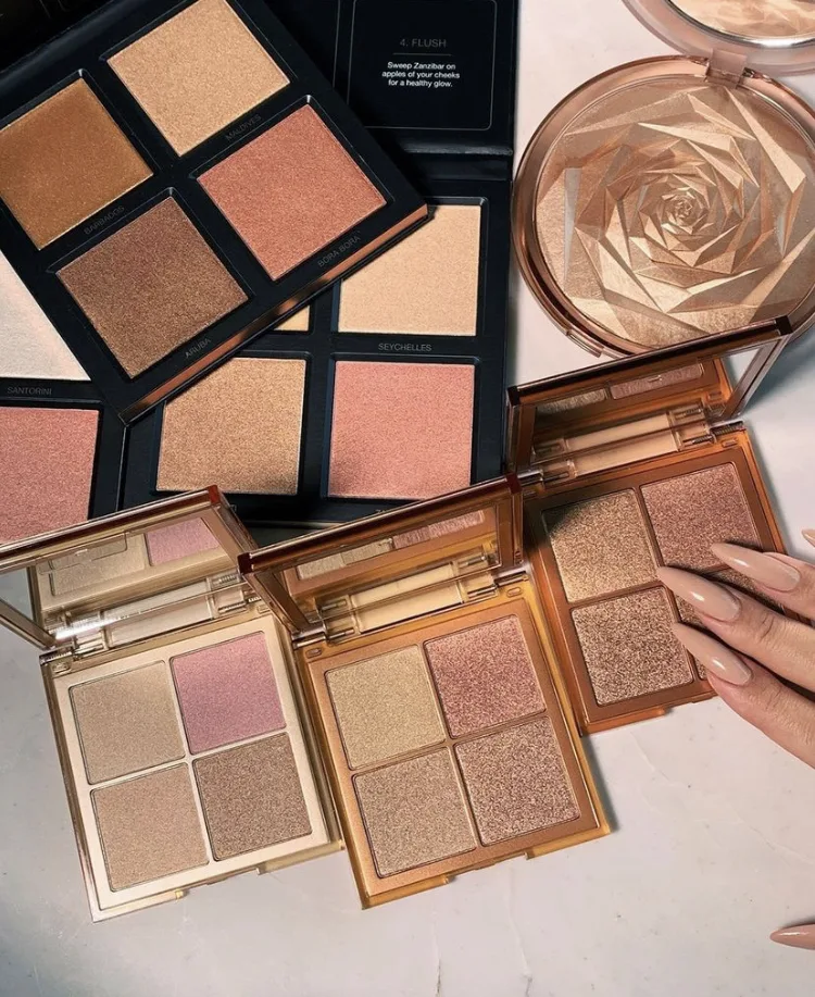 Huda Beauty Glow Obsessions Highlighter Palettes