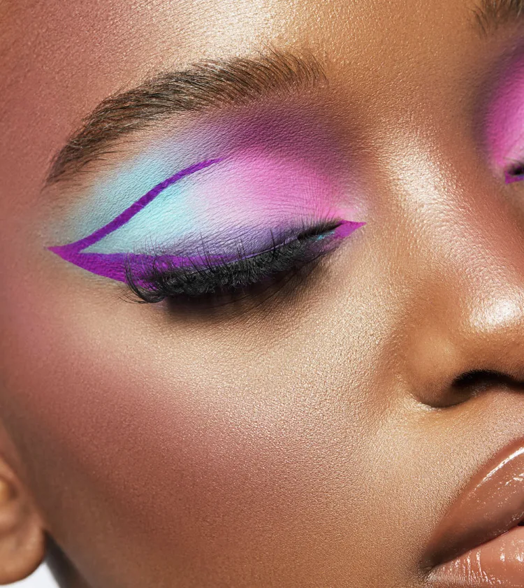 By Beauty Bay Youtopia Aquavated Liner Palette