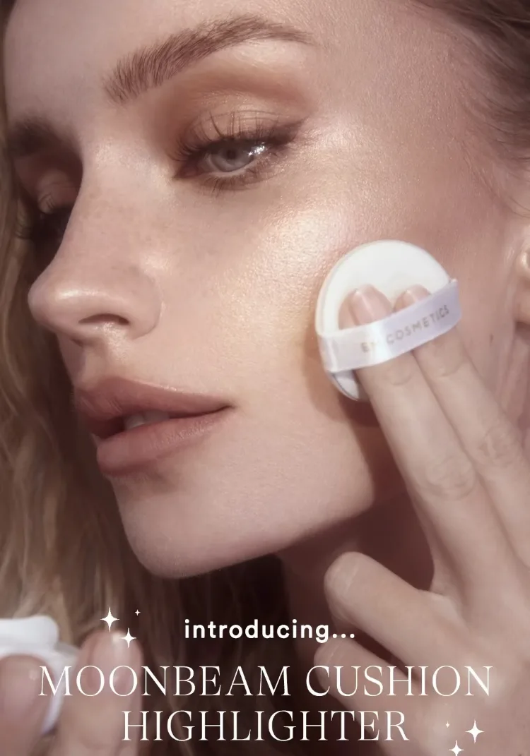 Em Cosmetics Moonbeam Cushion Highlighter