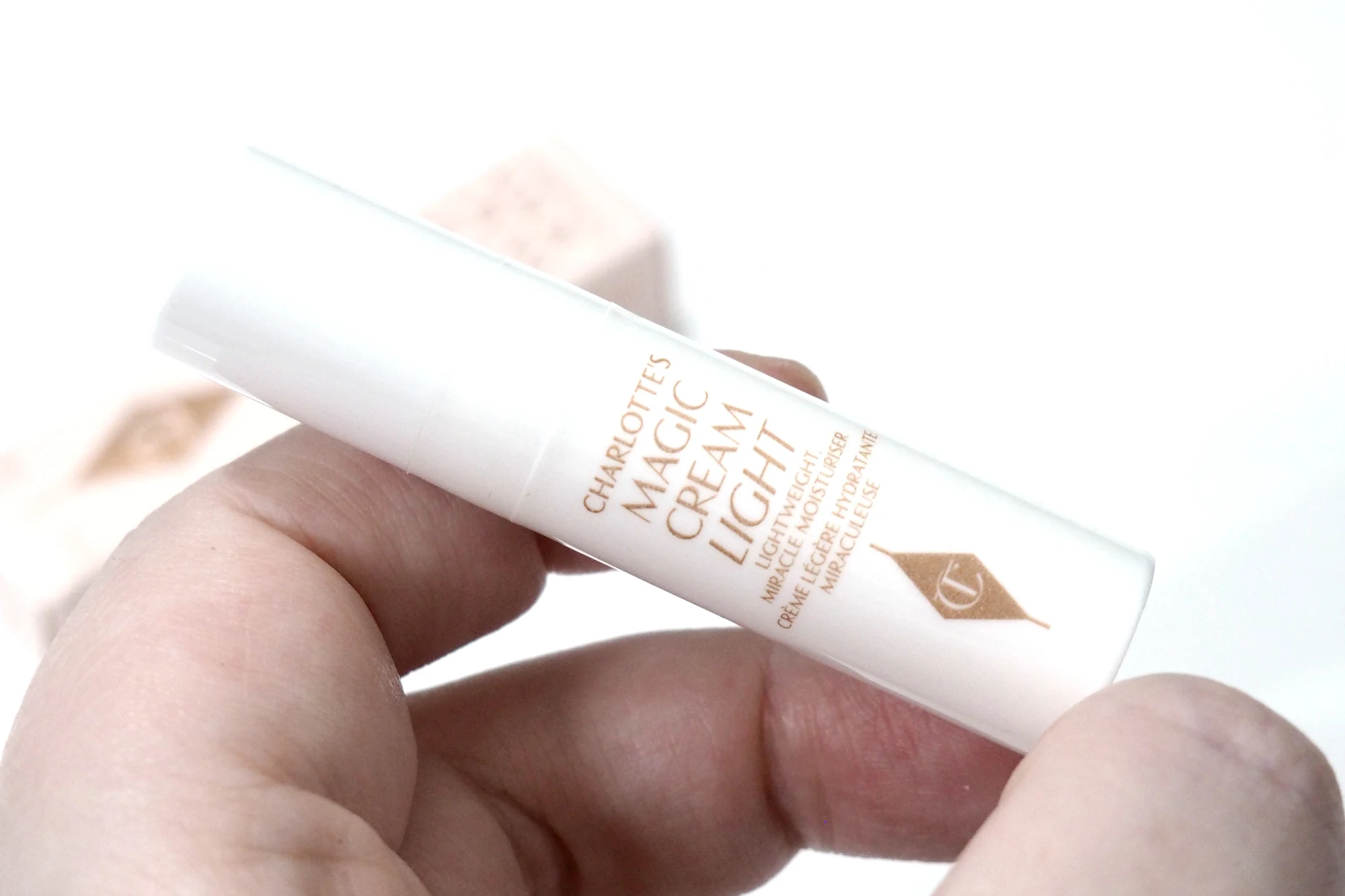 Charlotte Tilbury Charlotte's Magic Cream Light Review