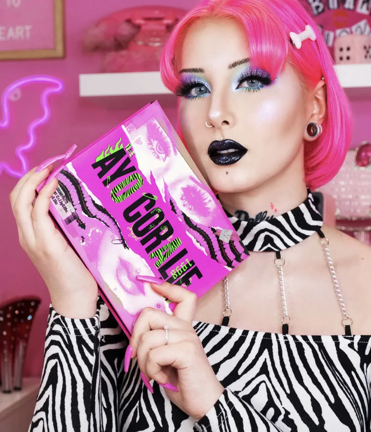 Beauty Bay x Ayo Coralie Palette