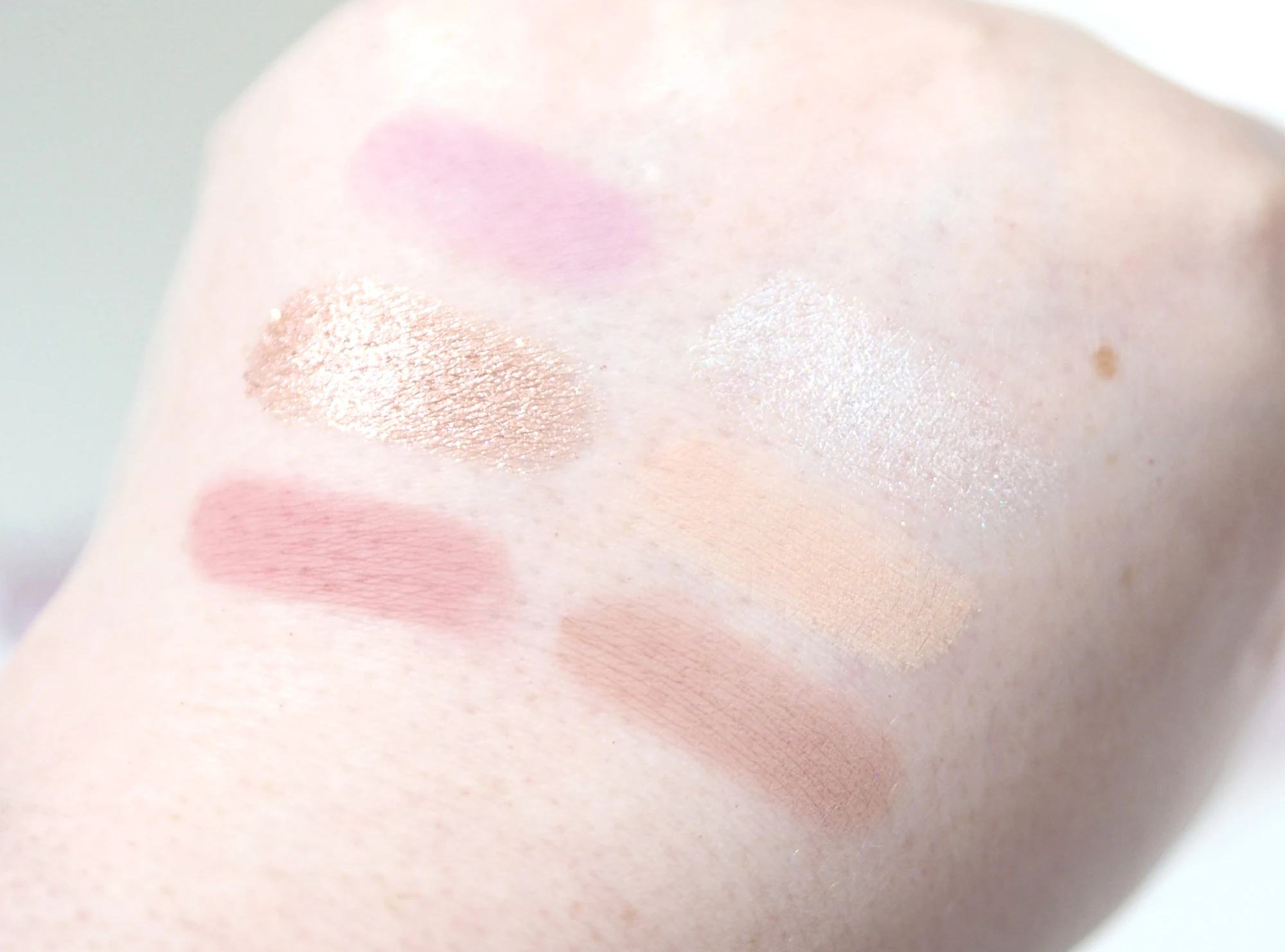 Huda Beauty Mercury Retrograde Eyeshadow Palette
