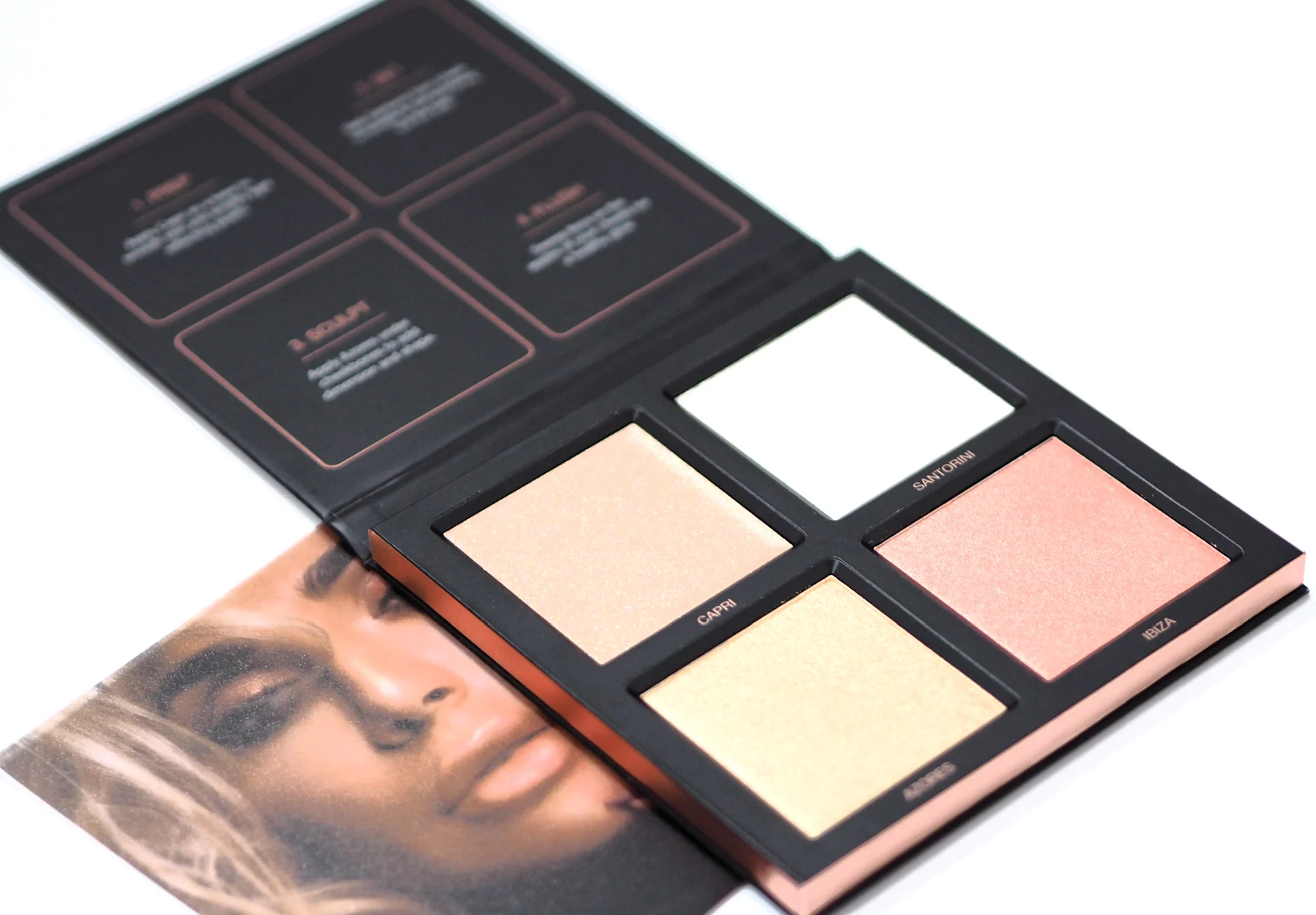 Huda Beauty Pink Sands 3D Highlighter Palette