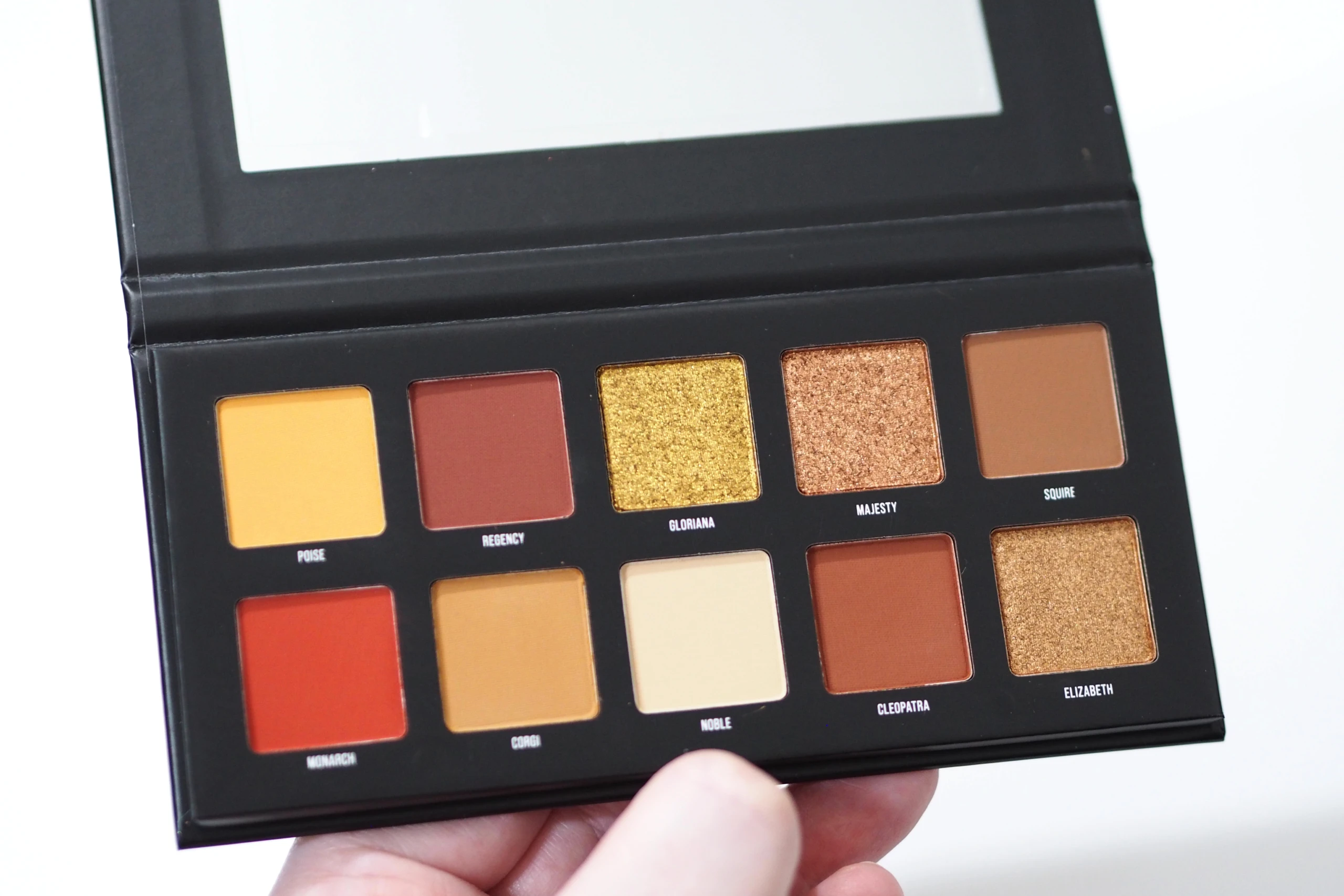 Sample Beauty The Reign Palette Review / Swatches
