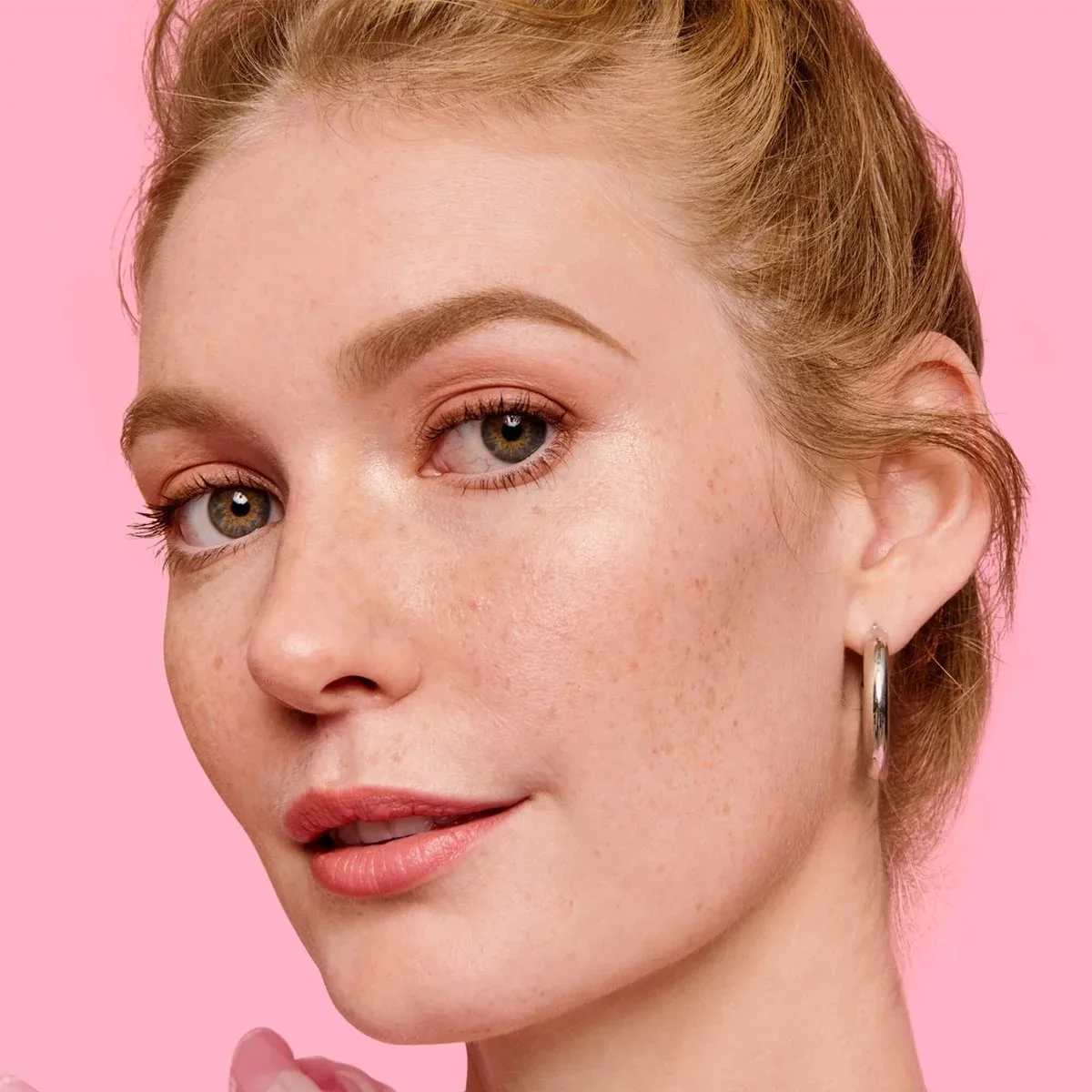 Benefit Cosmetics Miss Glow It All Highlighter Palette