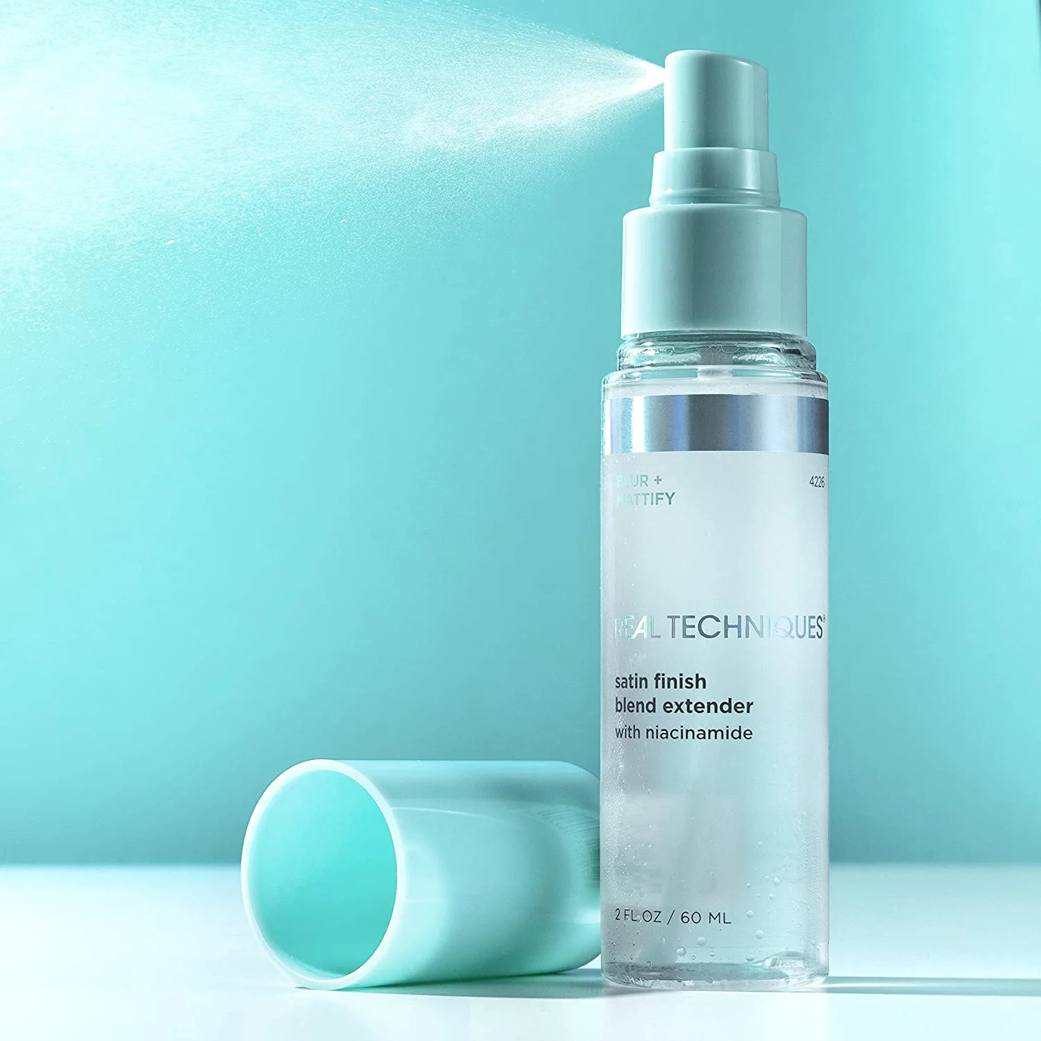Real Techniques Satin Finish Blend Extender Setting Spray