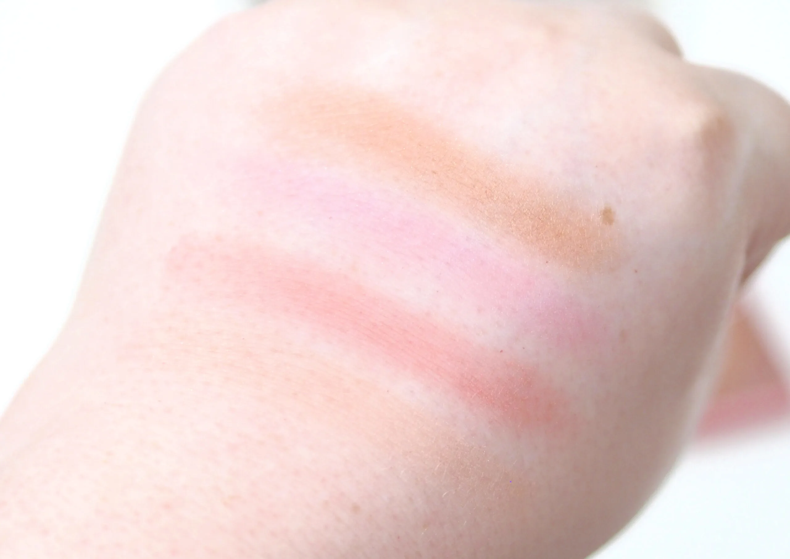 By Terry Beach Bomb Brightening CC Palette Review Swatches