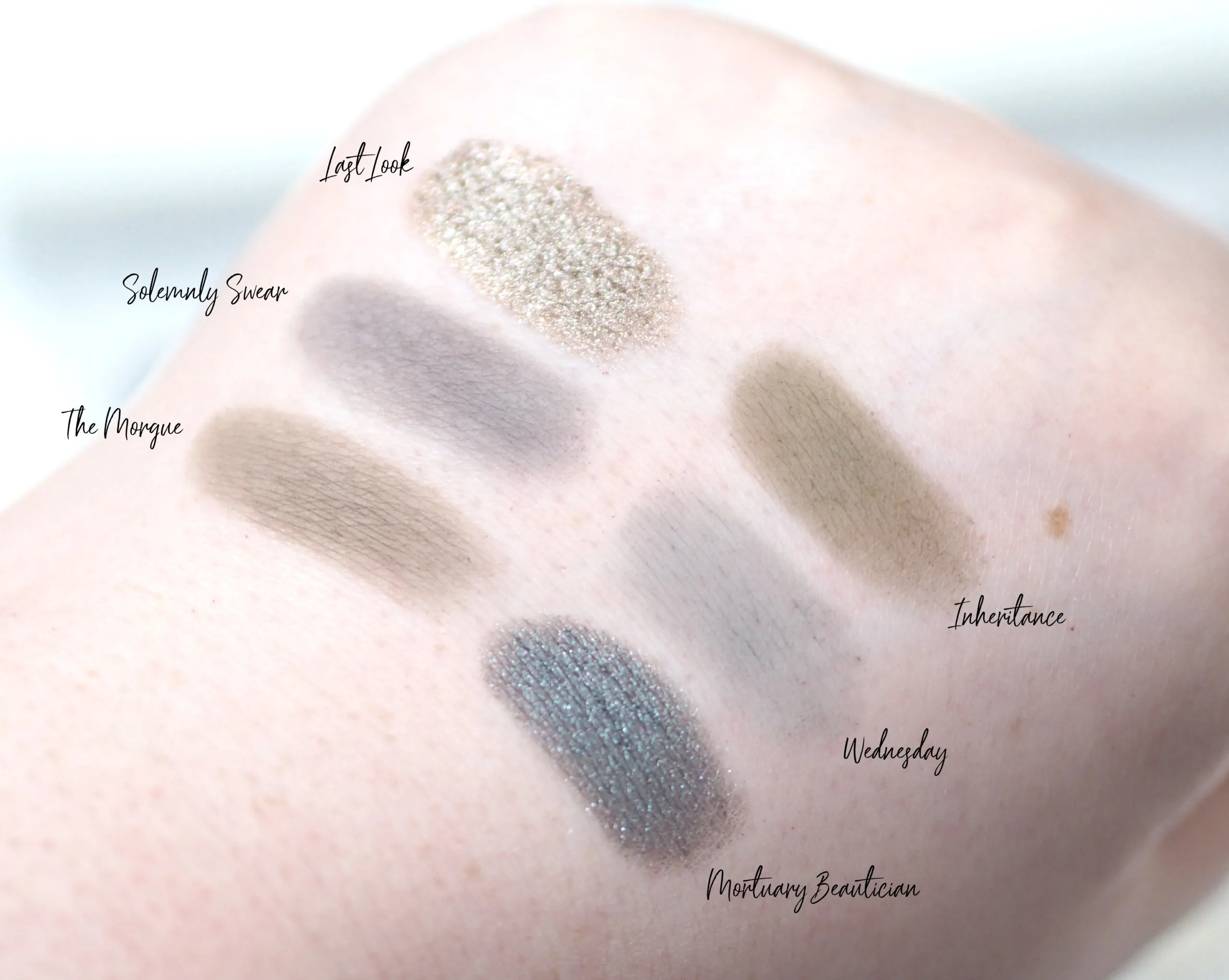 Jeffree Star Cosmetics Cremated Eyeshadow Palette Review Swatches