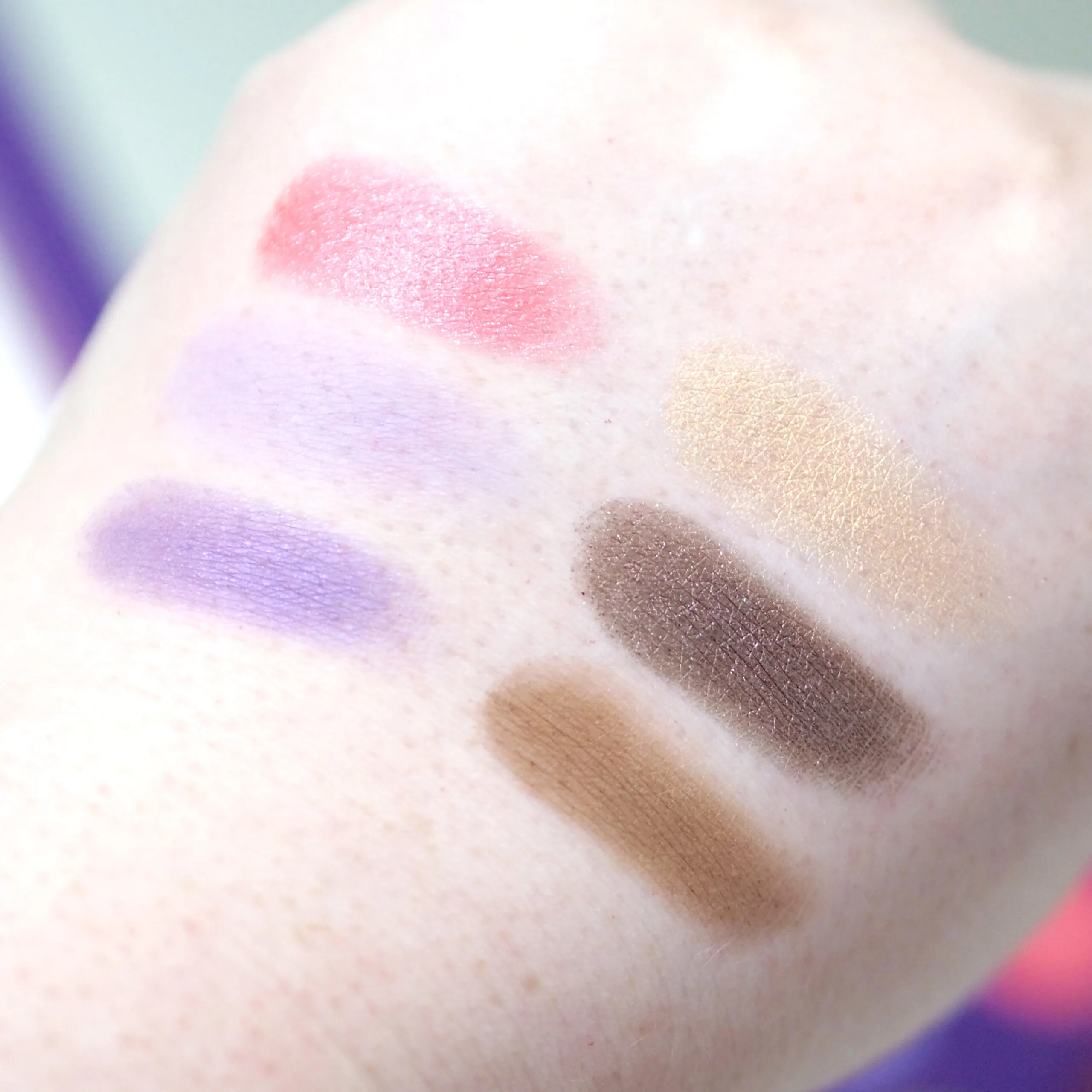 Makeup Revolution x Bratz Eyeshadow Palette Swatches