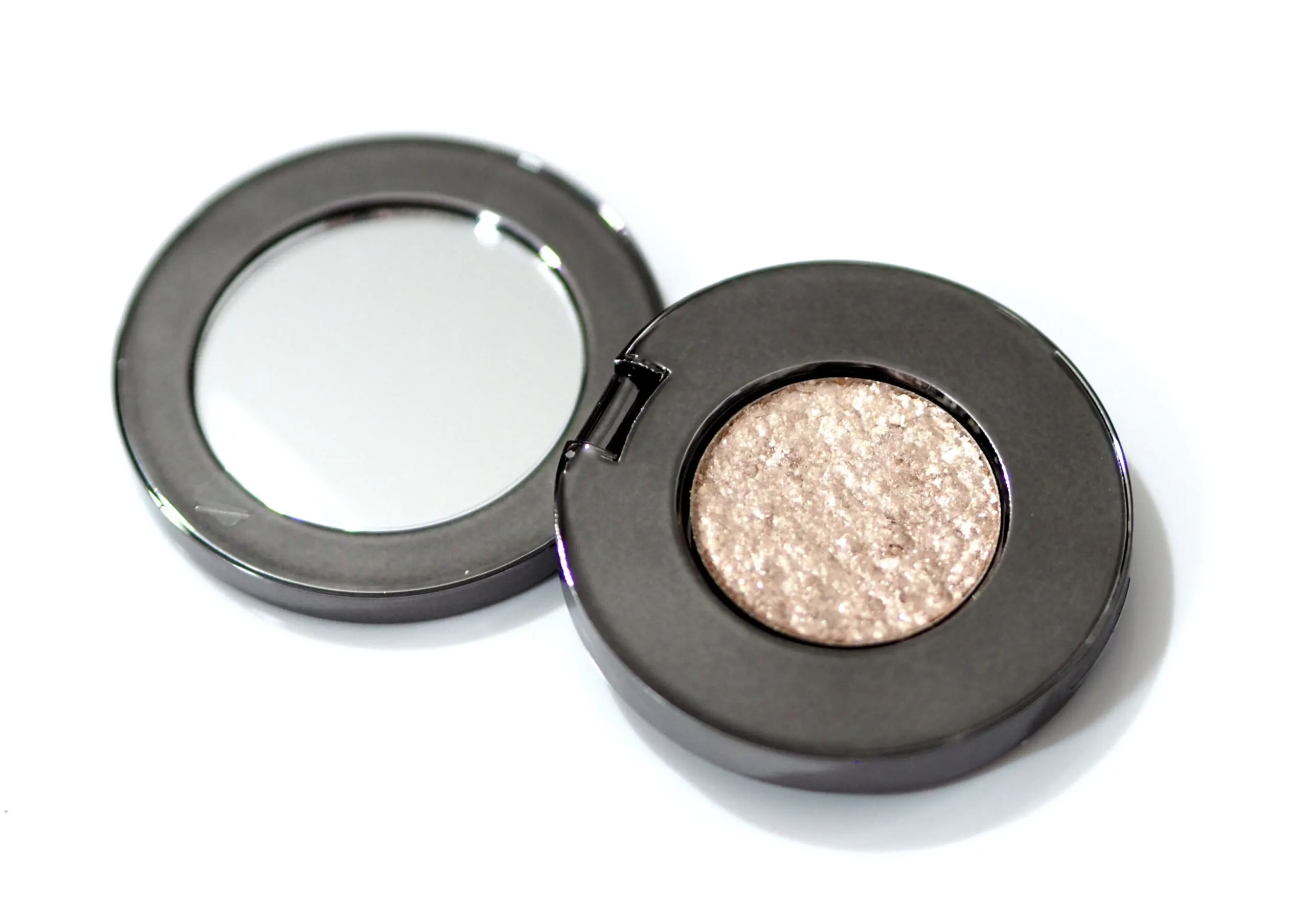 ROEN Disco Eye Shadow Review / Swatches