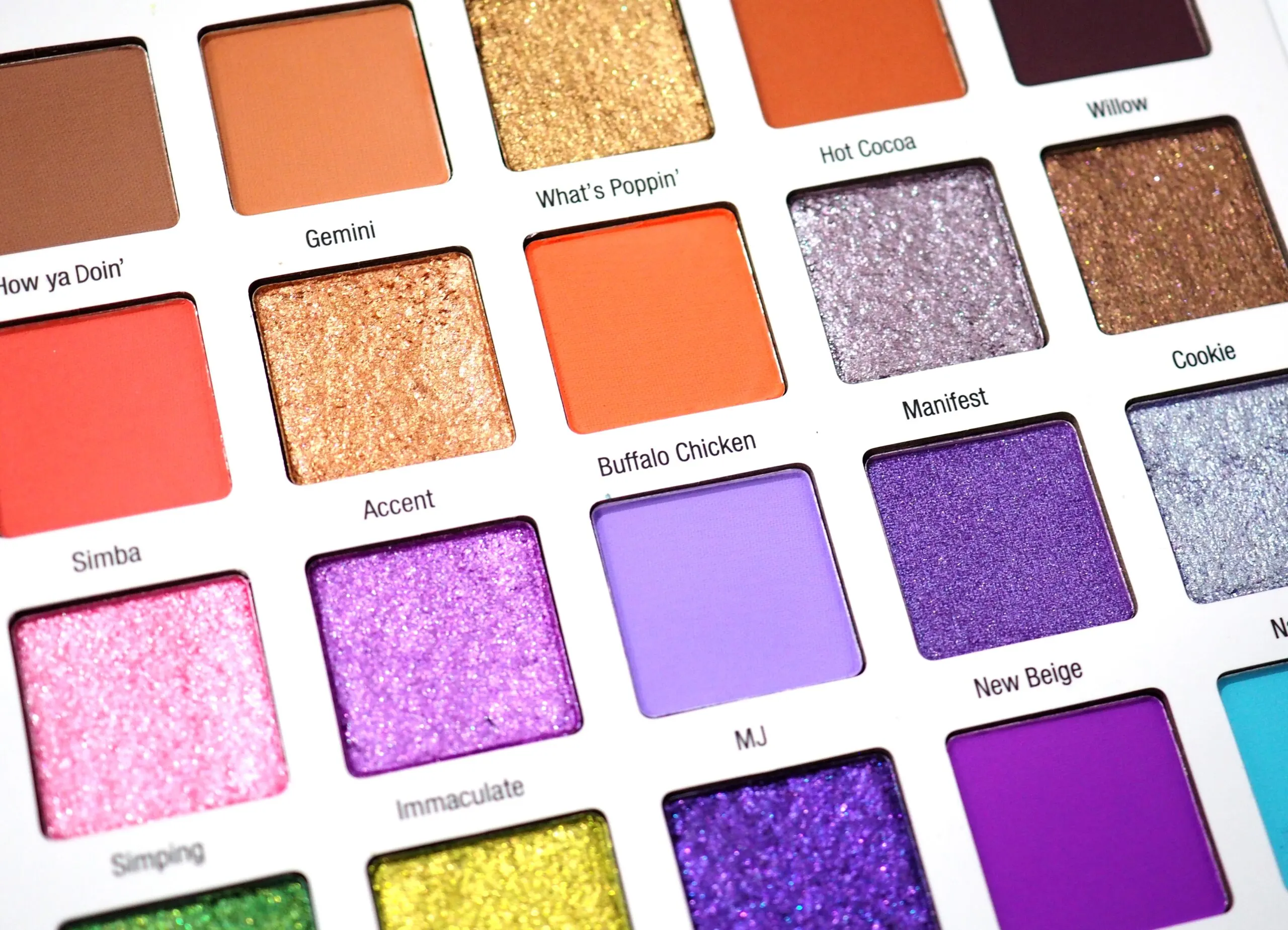 Mikayla x Glamlite Eyeshadow Palette Giveaway!