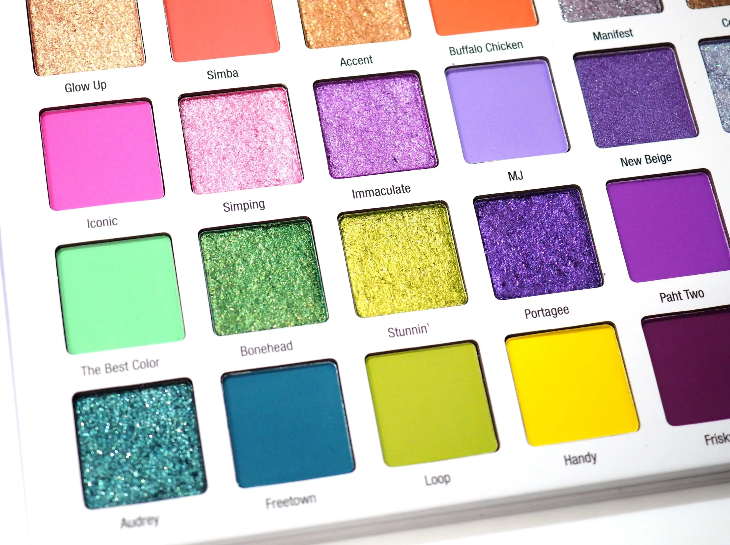 Mikayla x Glamlite Eyeshadow Palette Giveaway!