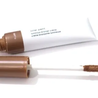 Revisão / Amostras de Creme de Bronzeador Luminoso de Tinta Solar Brilhante
