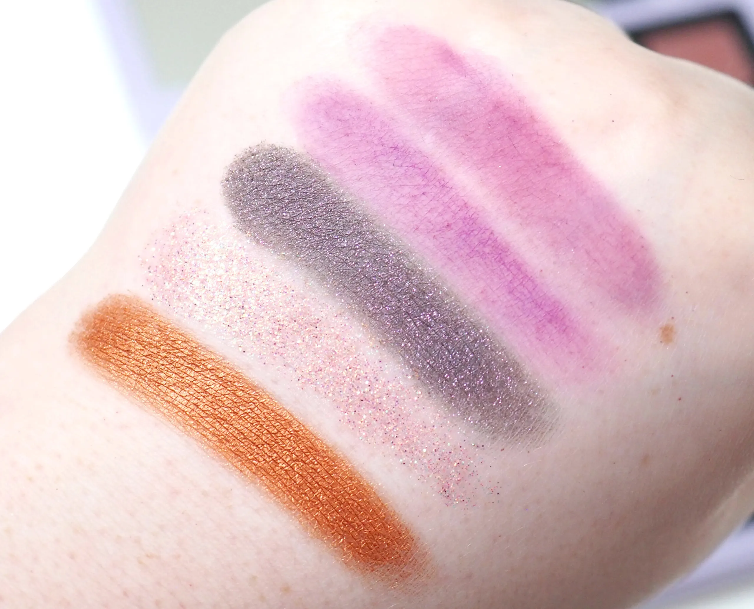 Anastasia Beverly Hills Norvina Pro Pigment Palette Vol 5 Review Swatches
