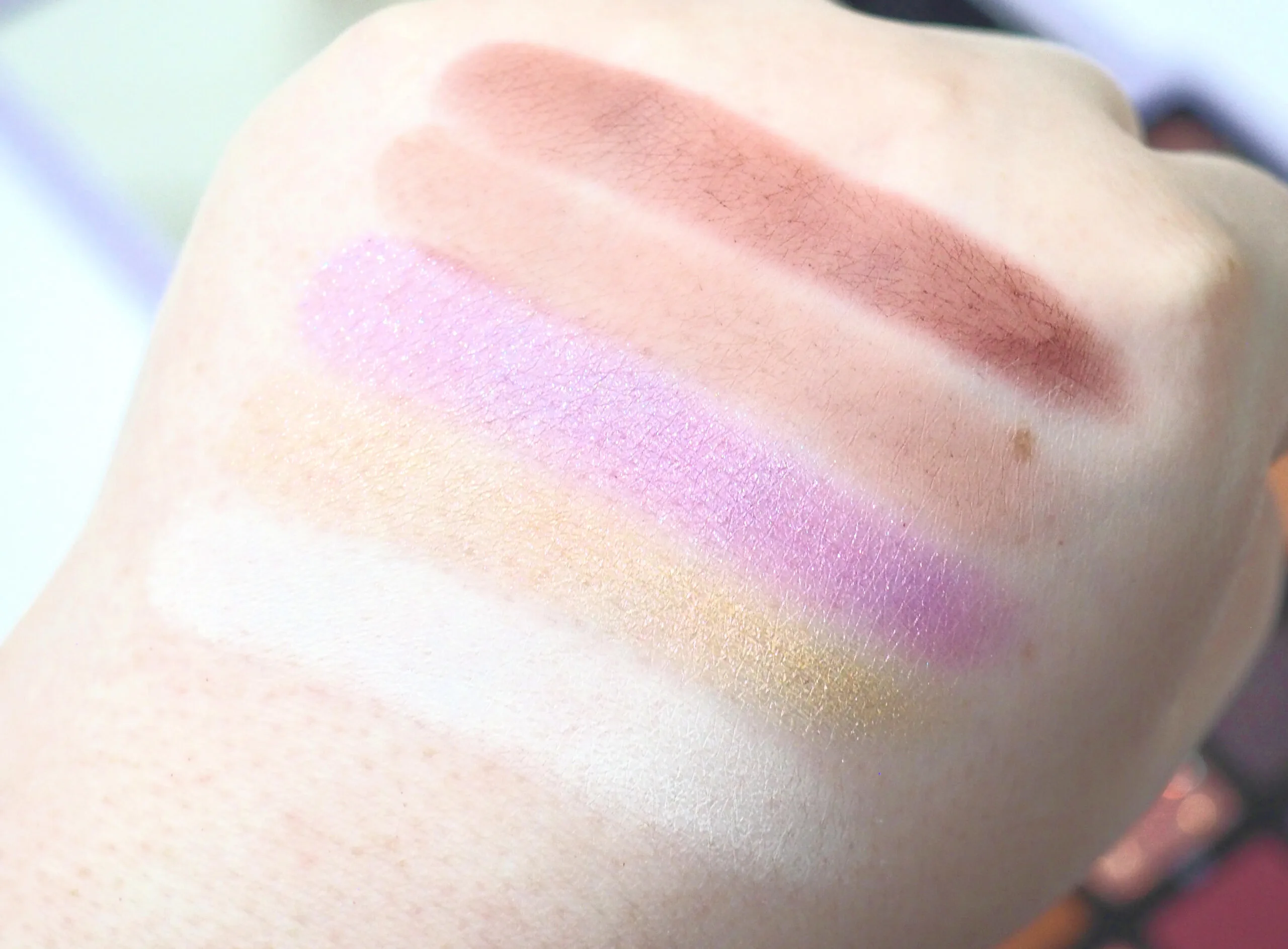 Anastasia Beverly Hills Norvina Pro Pigment Palette Vol 5 Review Swatches