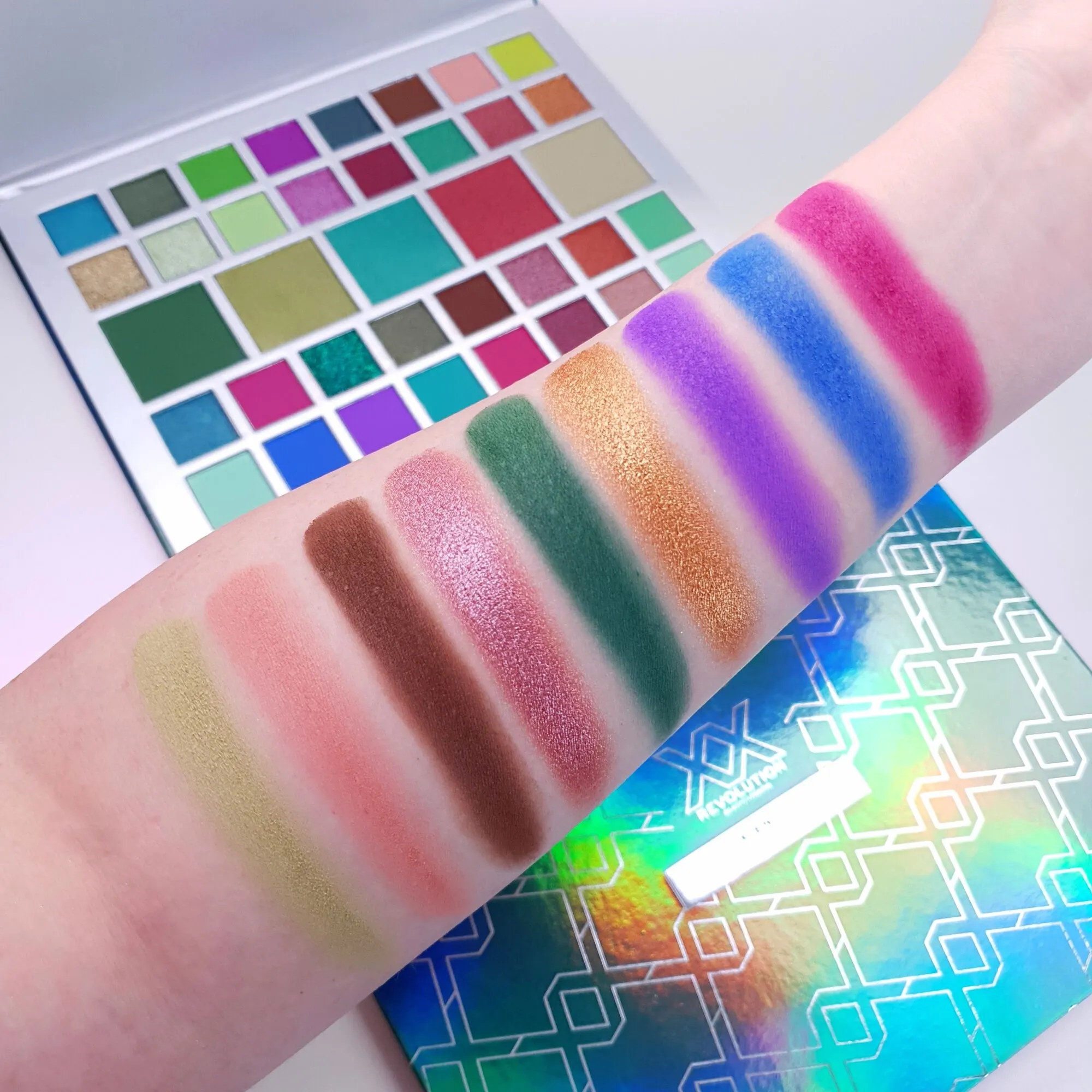 XX Revolution X-Envy Eyeshadow Palette