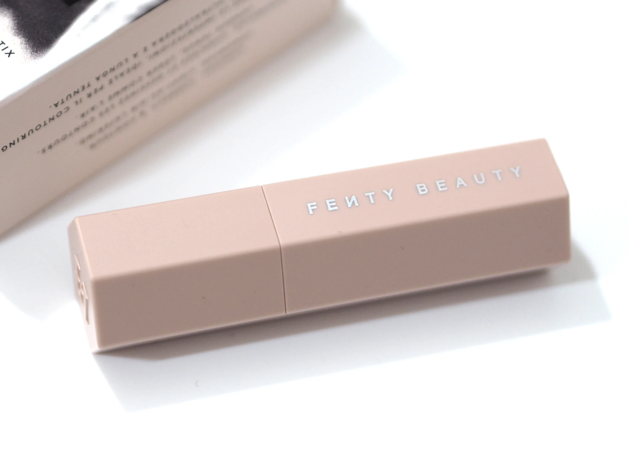 Fenty Beauty Match Stix Contour Skinstick Review / Swatches