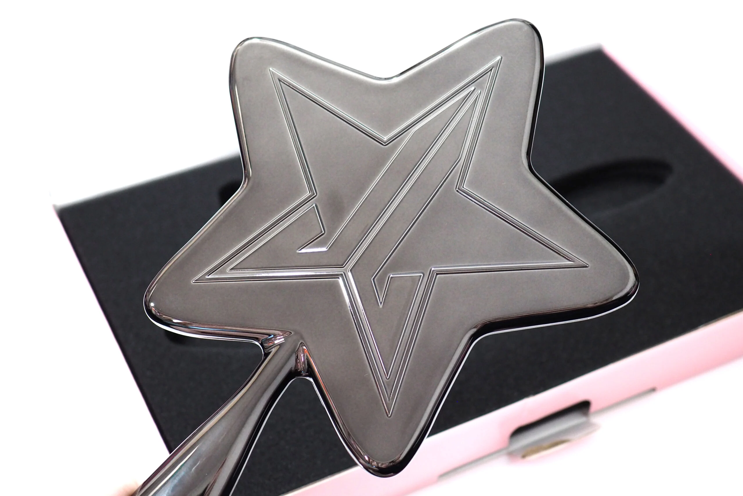 Jeffree Star Cosmetics Beautylish Mystery Bag Summer 2021 Unboxing