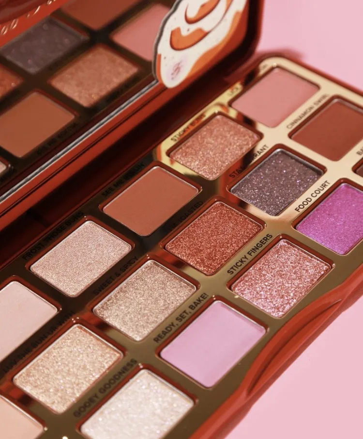 Too Faced Cinnamon Swirl Eyeshadow Palette