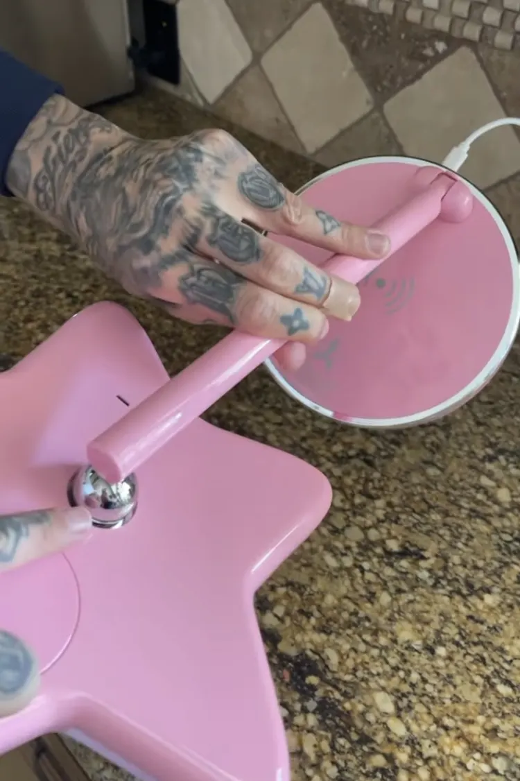 Jeffree Star Cosmetics LED Star Makeup Mirror