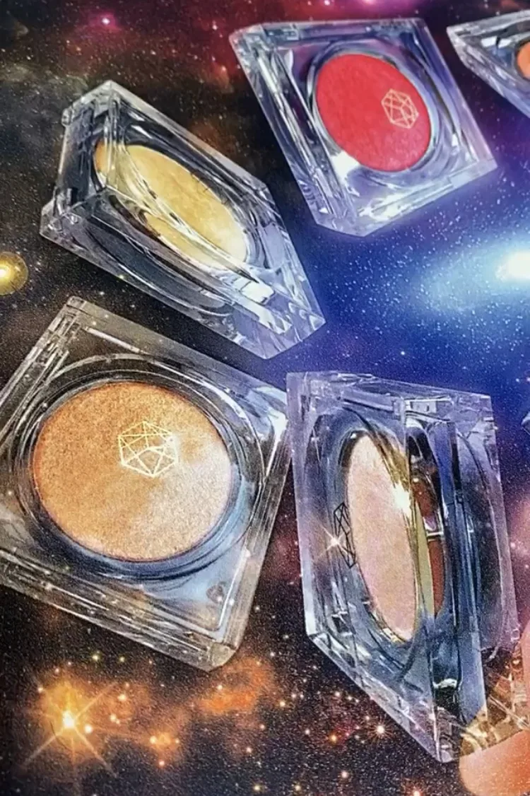 EM Cosmetics Cosmic Pearl Dewy Eyeshadows 5 EM Cosmetics Cosmic Pearl Dewy Eyeshadows