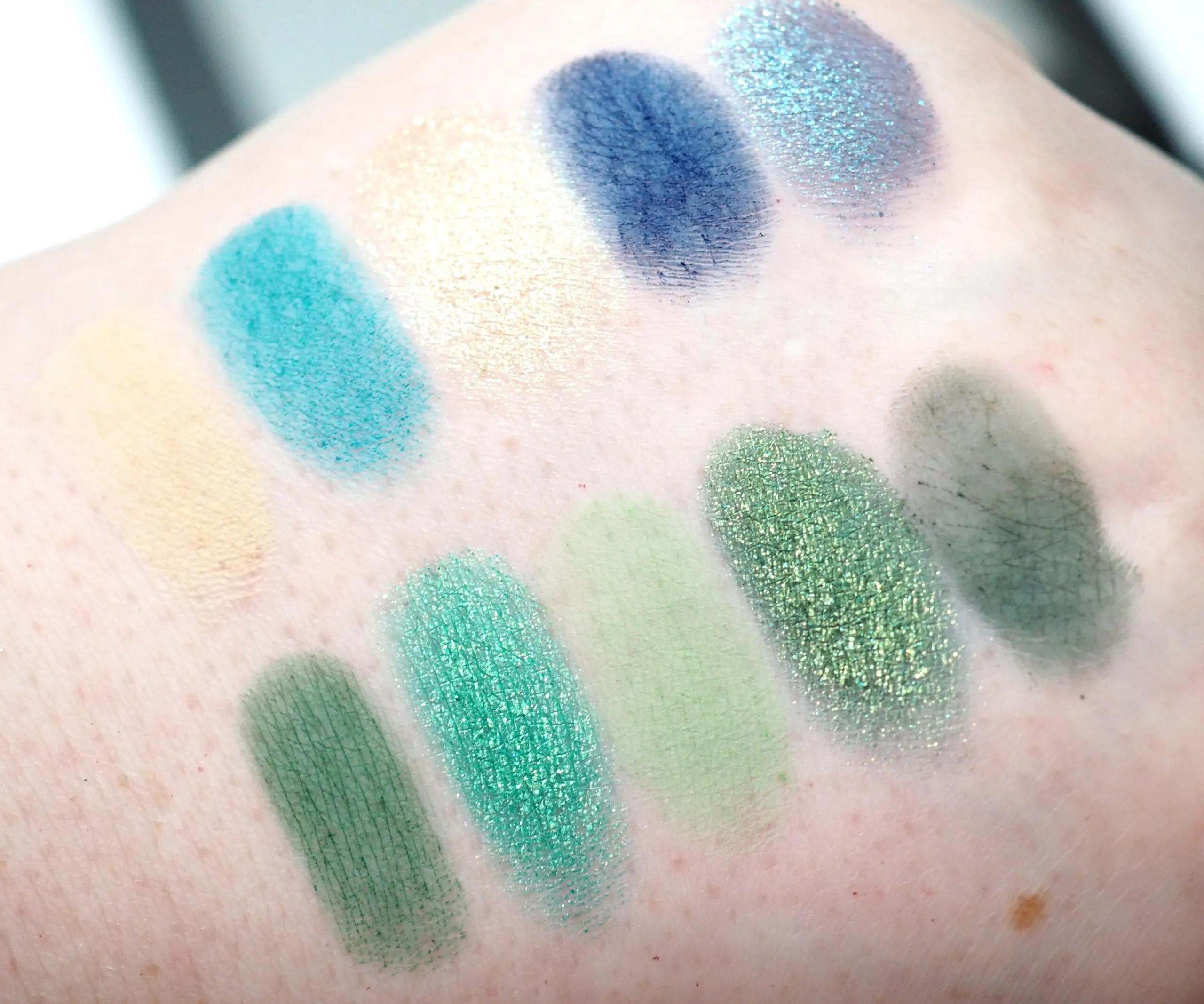 By Beauty Bay Wilderness Palette Review / Swatches