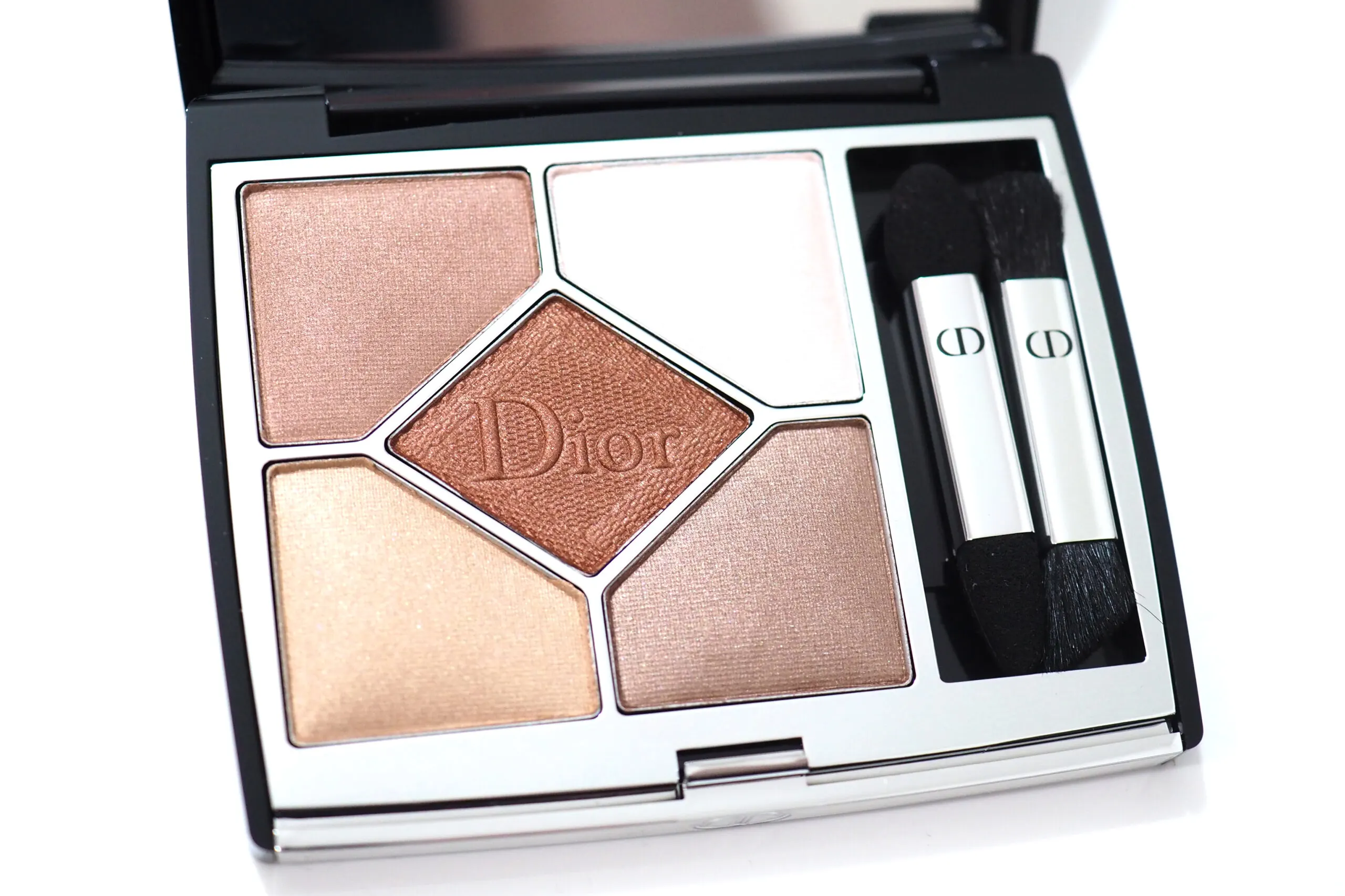 DIOR Cruise Show 2022 Couture Eyeshadow Palette