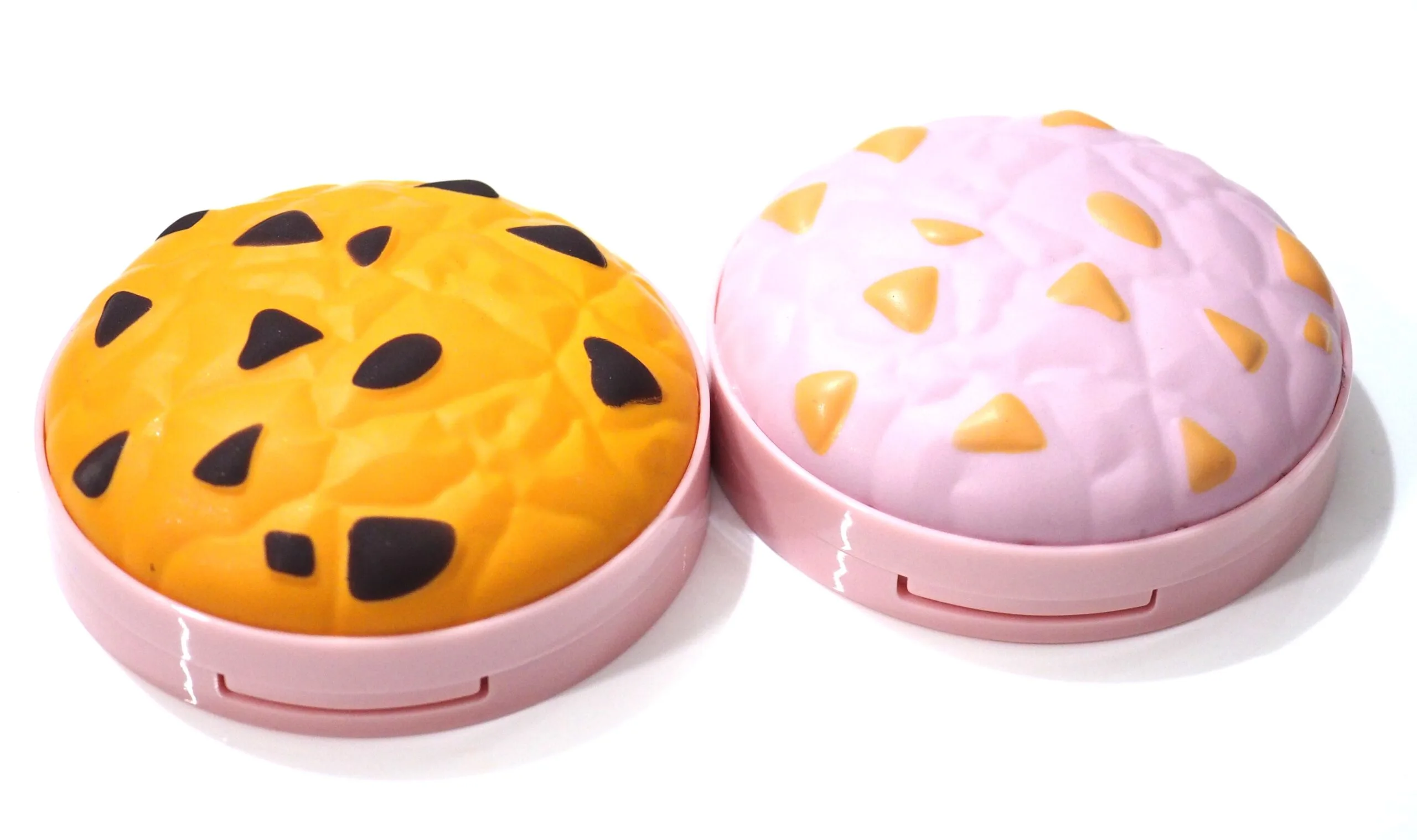 I Heart Revolution Cookie Tin Gift Set Review, Swatches + GIVEAWAY!