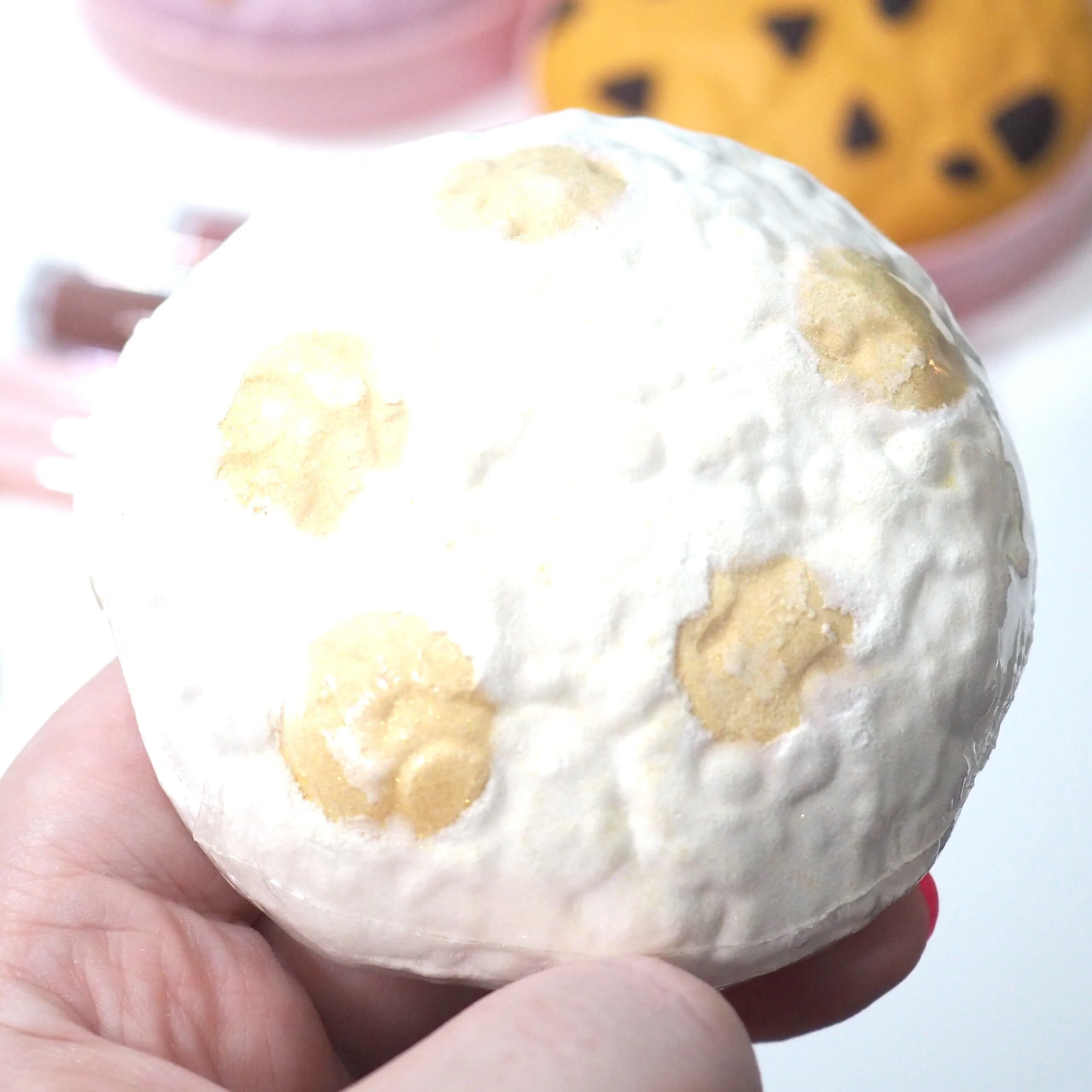 I Heart Revolution Cookie Tin Gift Set Review, Swatches + GIVEAWAY!