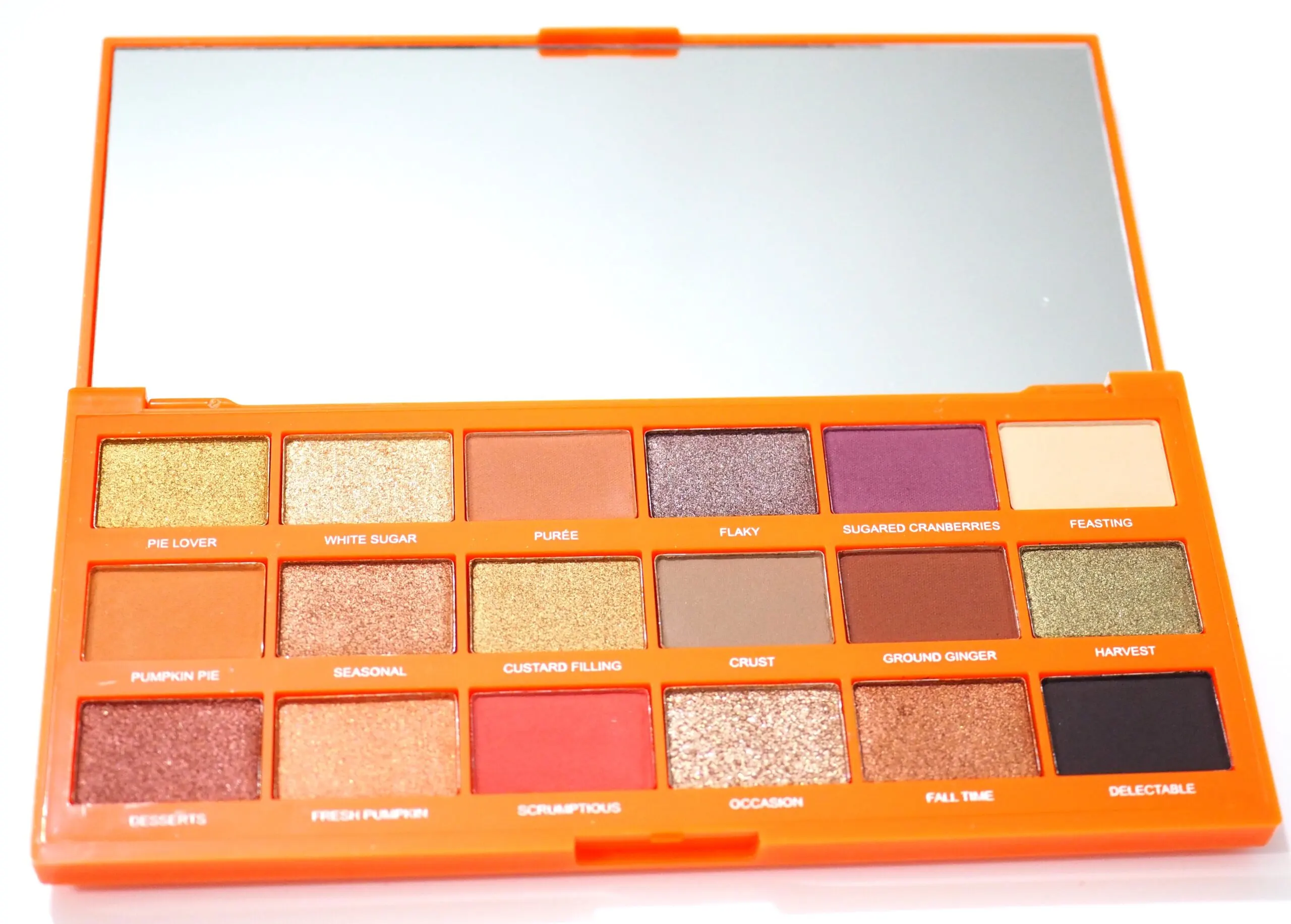I Heart Revolution Tasty Gingerbread Palette