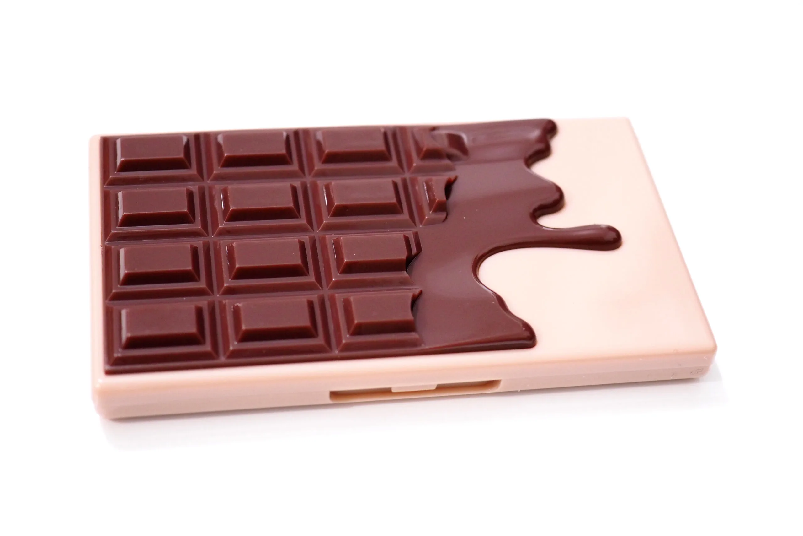 I Heart Revolution Chocolate Vault Tin Set