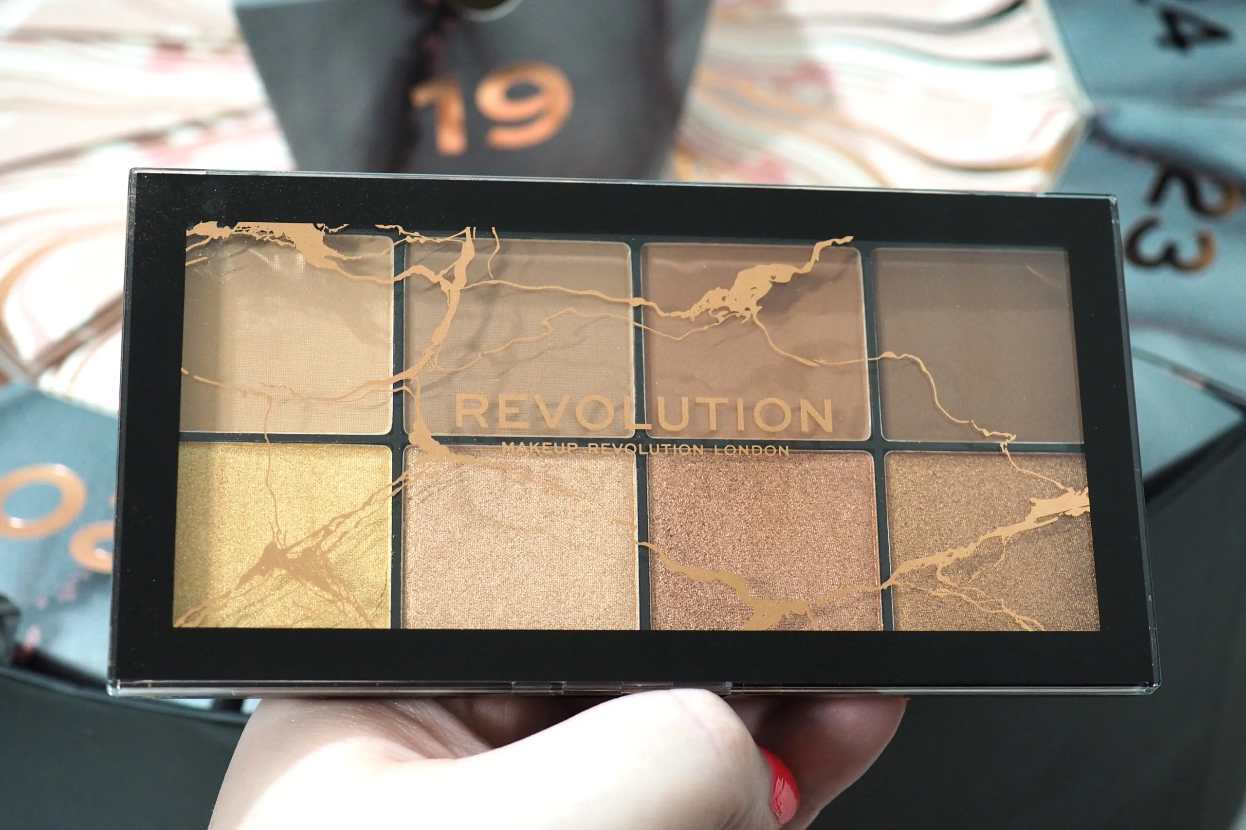 Makeup Revolution Deluxe Advent Calendar 2021