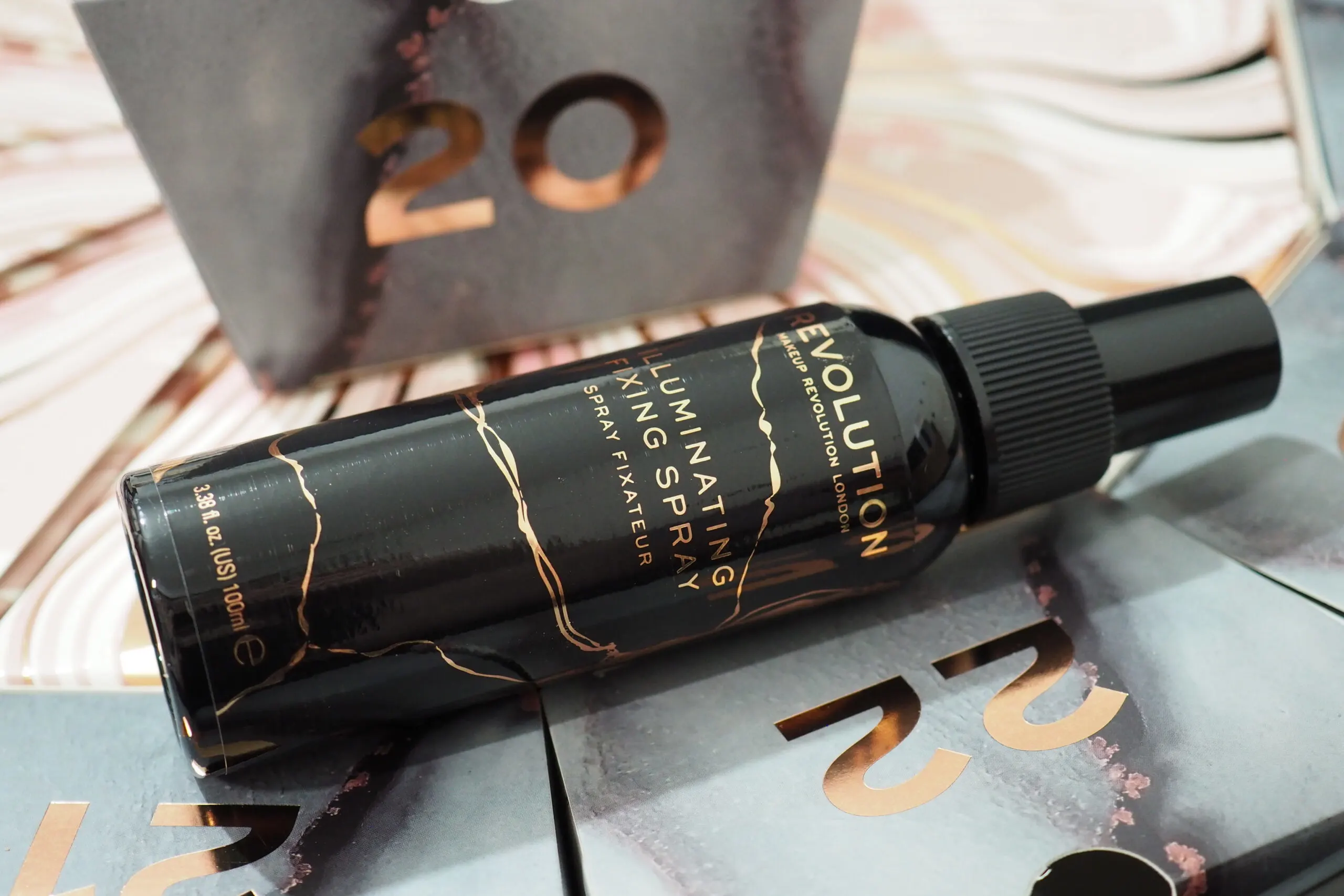 Revolution Deluxe Advent Calendar 2021