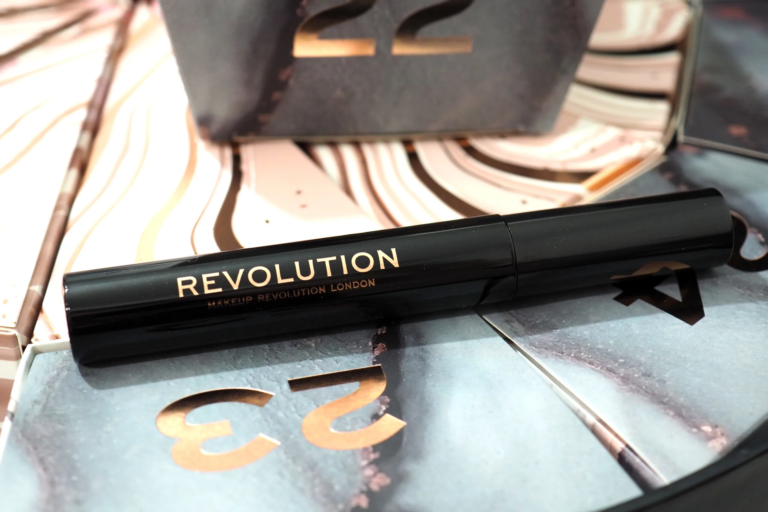 Revolution Deluxe Advent Calendar 2021