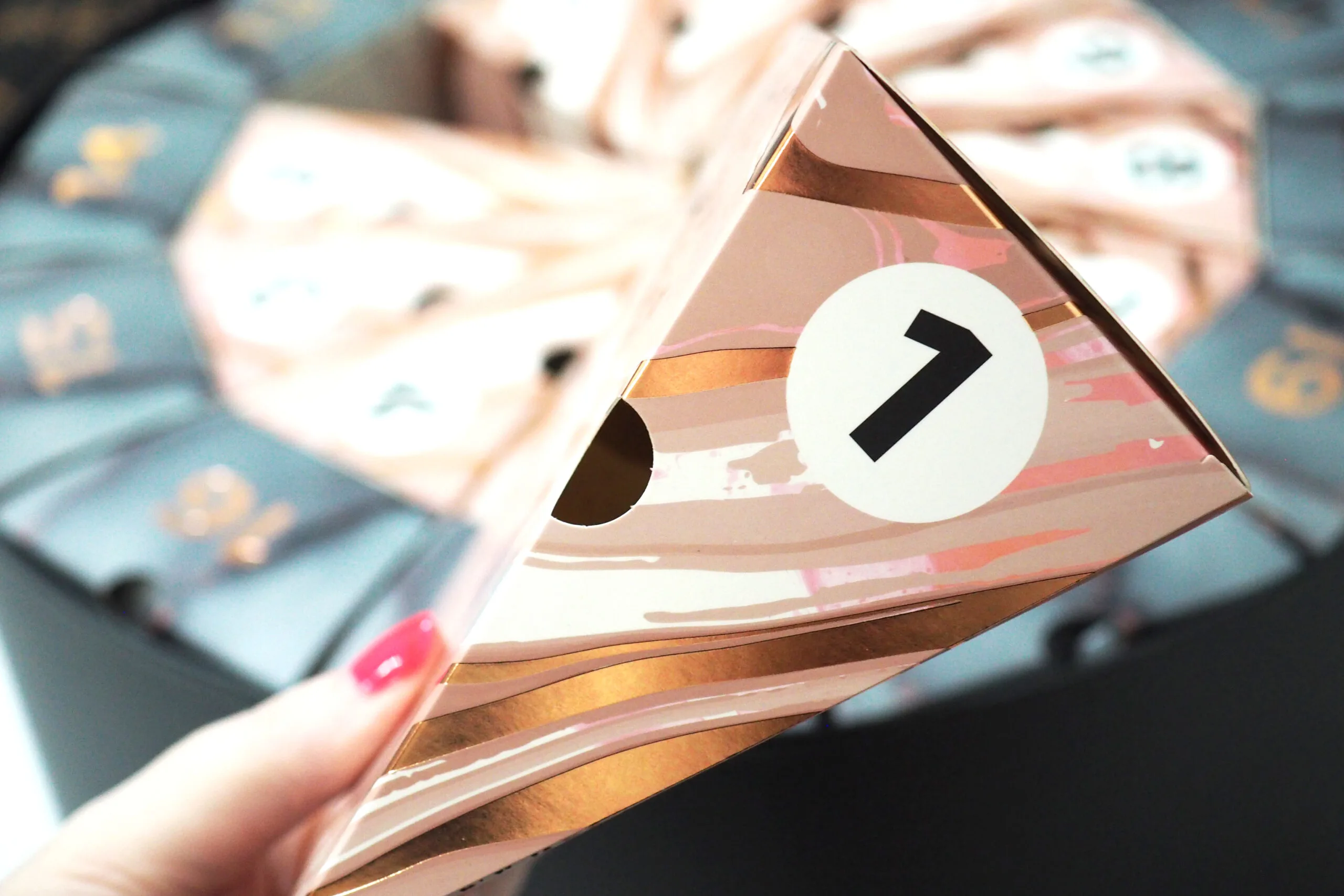 Revolution Deluxe Advent Calendar 2021 Unboxing, Review and Swatches! PLUS