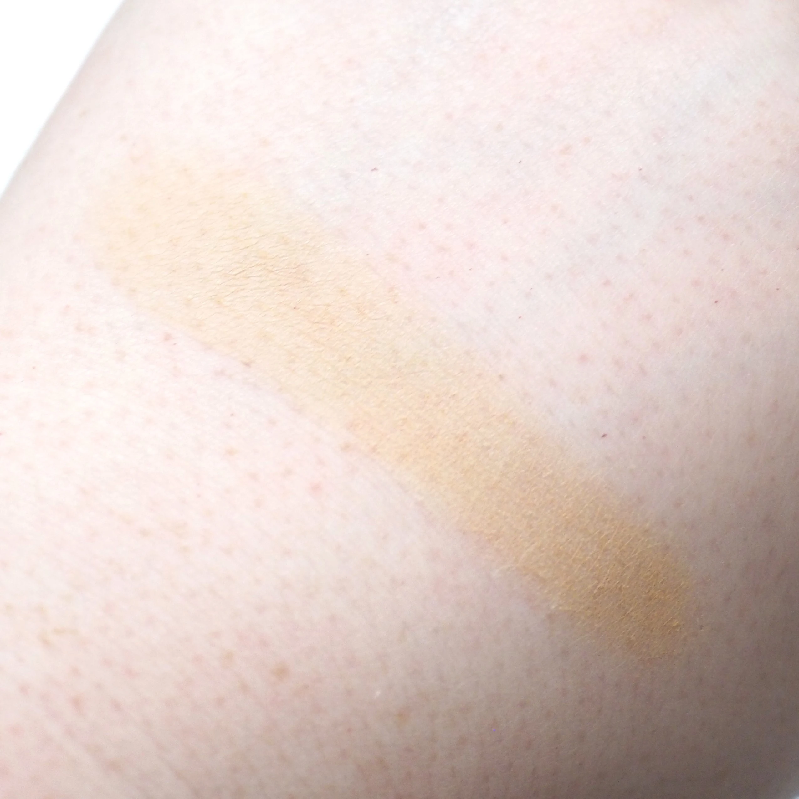 Charlotte Tilbury Airbrush Bronzer