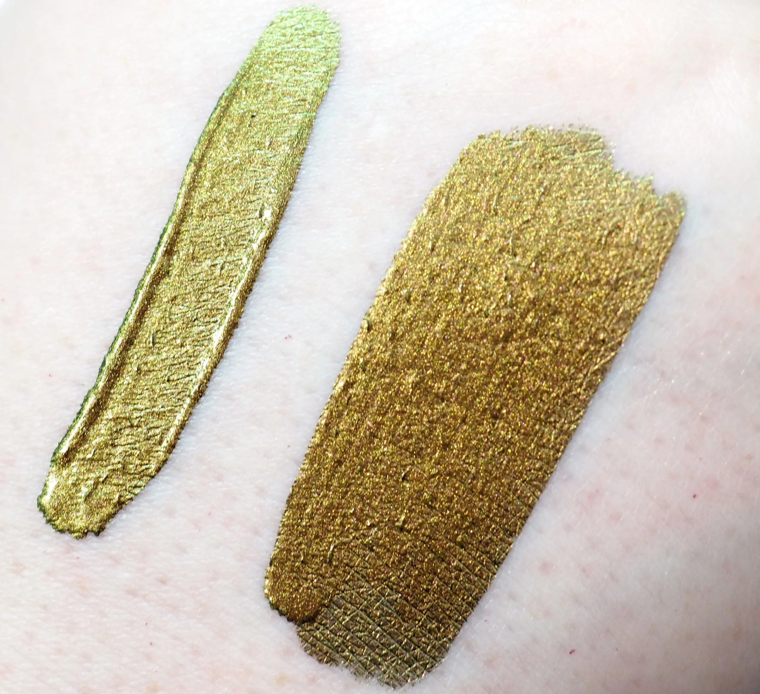 Danessa Myricks Twin Flames Multichrome Pigment Review / Swatches