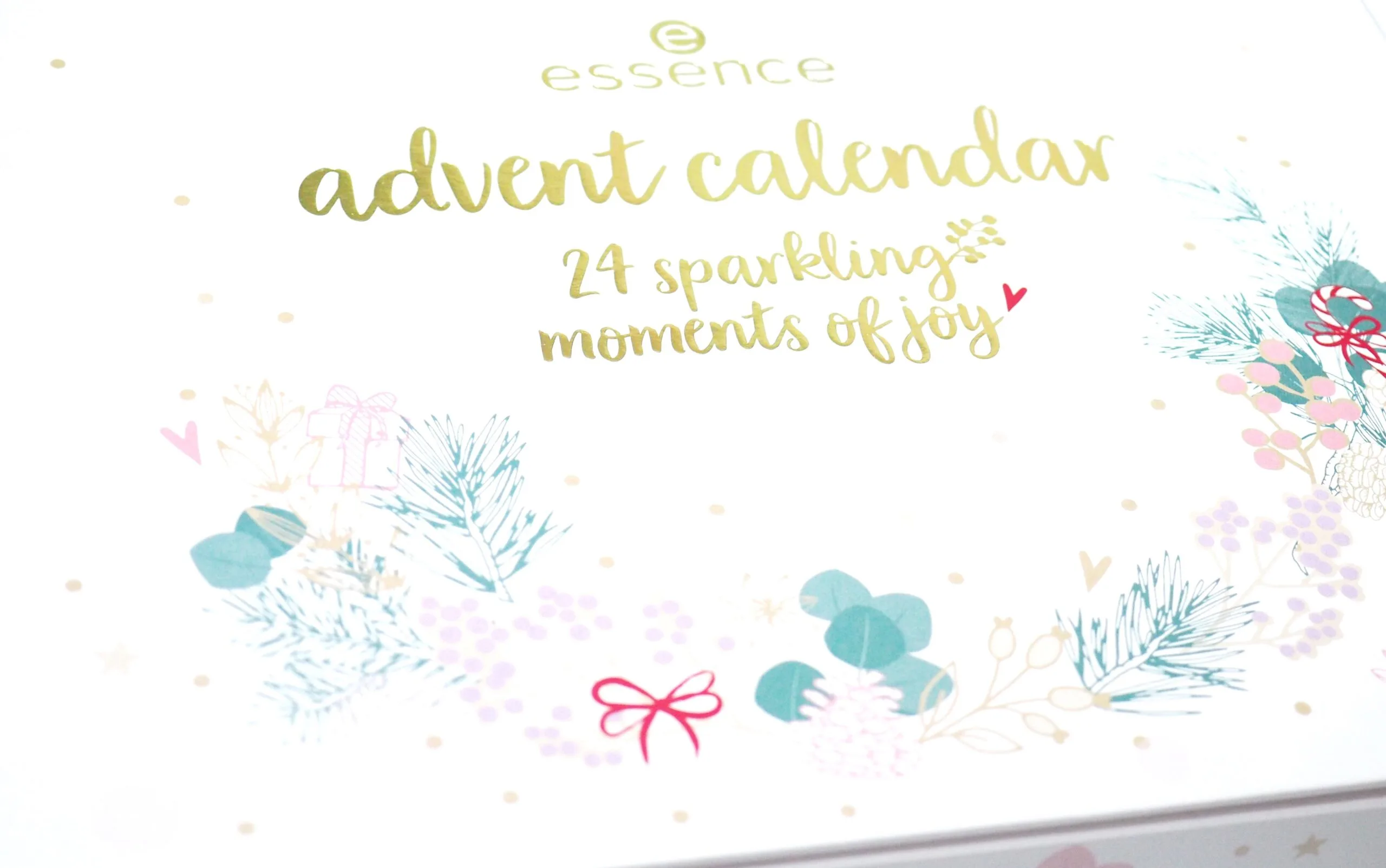 Essence 24 Sparkling Moments of Joy Advent Calendar 2021