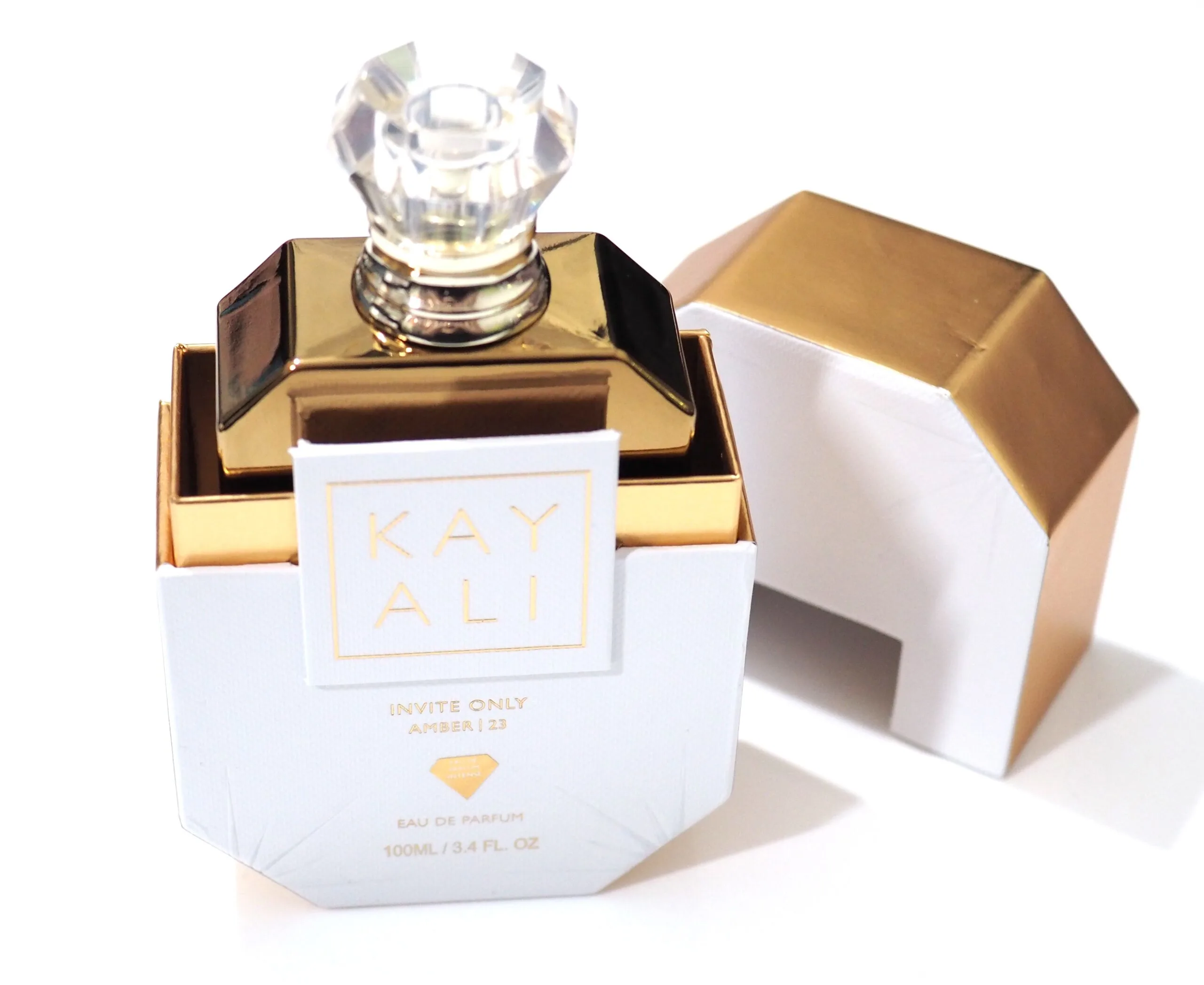 Huda Beauty Kayali Invite Only Amber | 23 Eau de Parfum Review