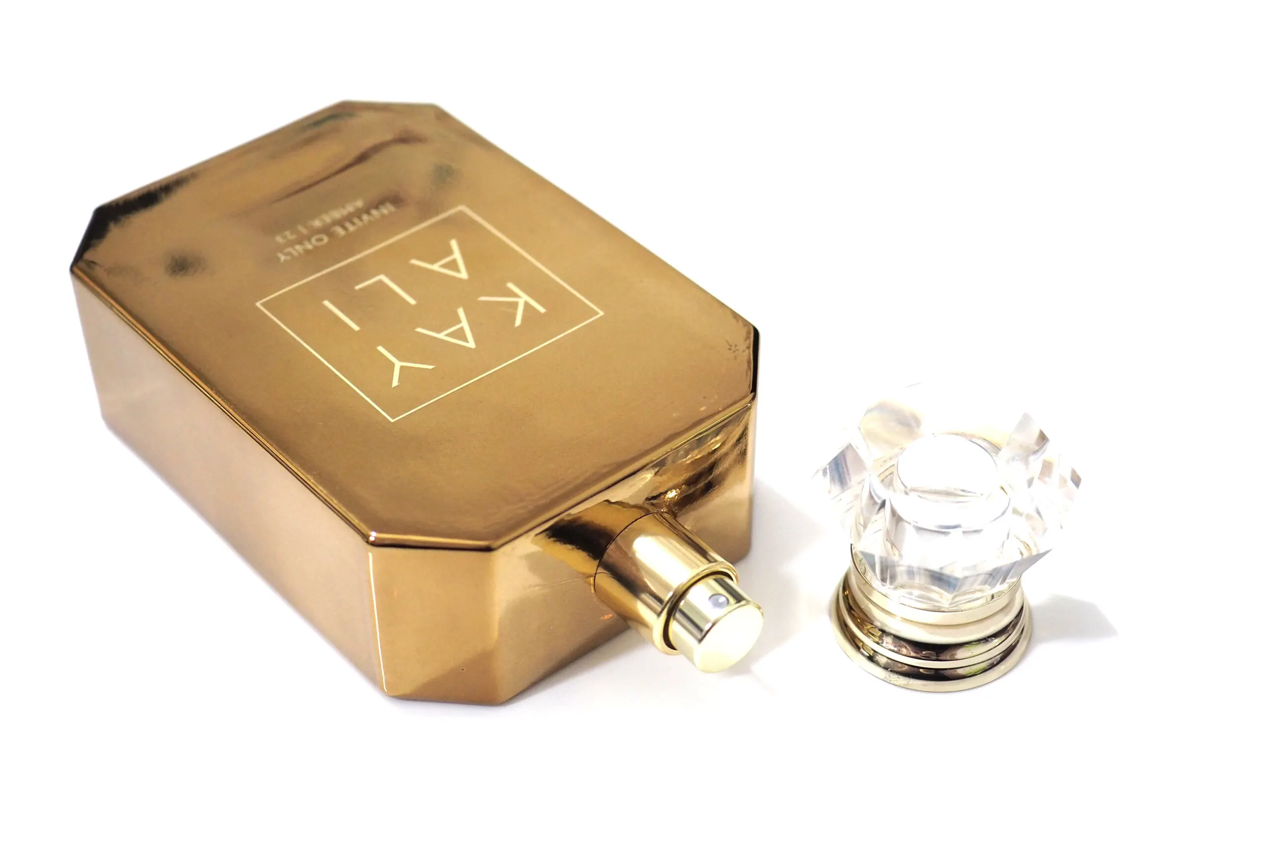 Huda Beauty Kayali Invite Only Amber | 23 Eau de Parfum Review