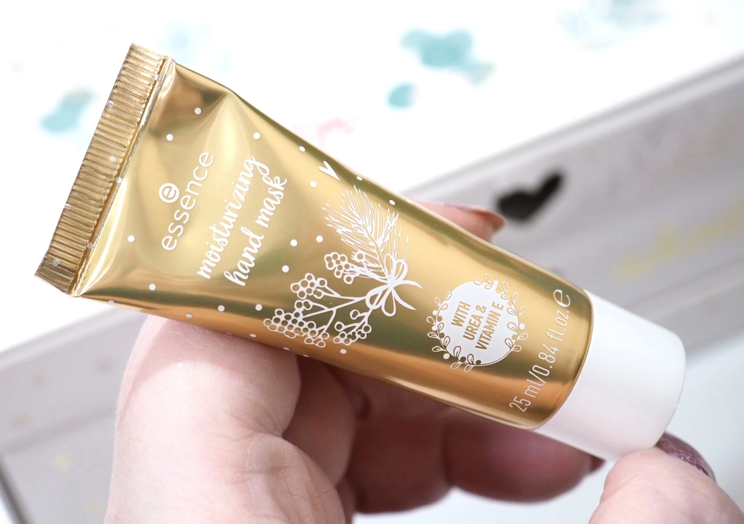 Essence 24 Sparkling Moments of Joy Advent Calendar 2021