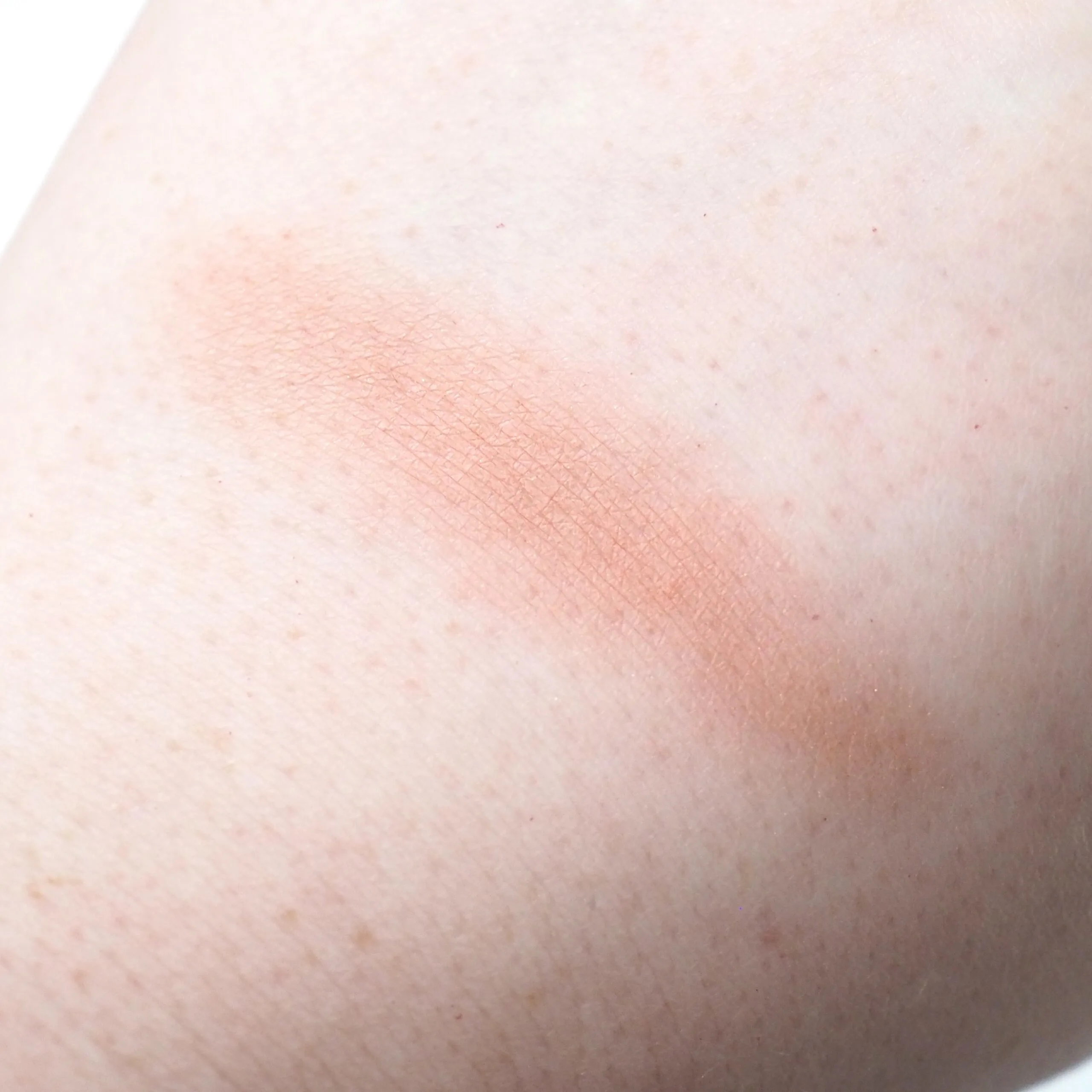 Pat McGrath Nude Venus Skin Fetish Divine Blush Review / Swatches
