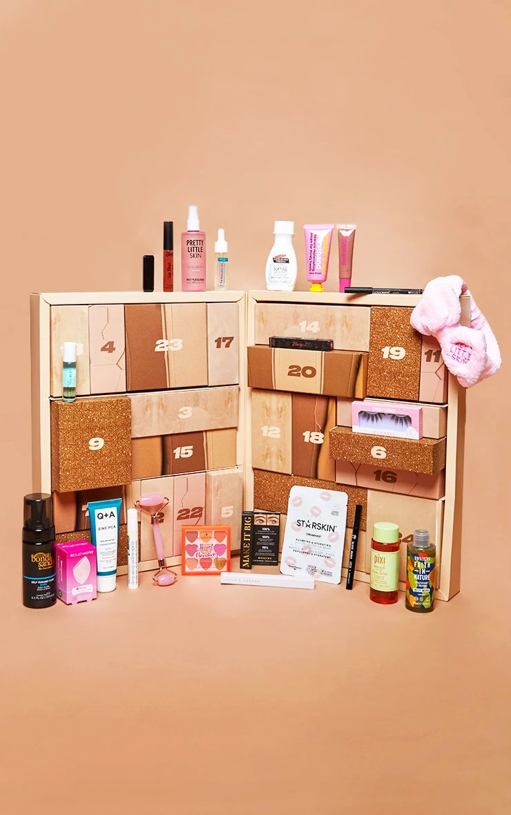 Pretty Little Thing 24 Day Beauty Advent Calendar 2021 Contents Reveal