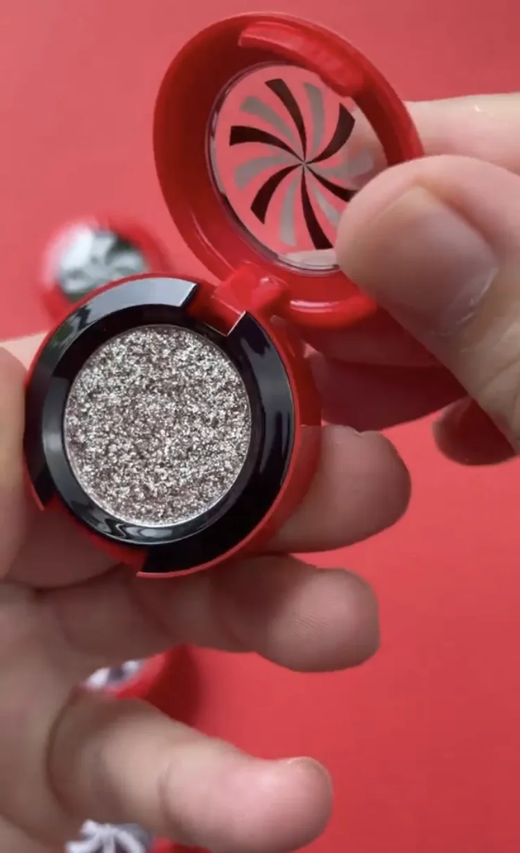 MAC Holiday 2021 Collection