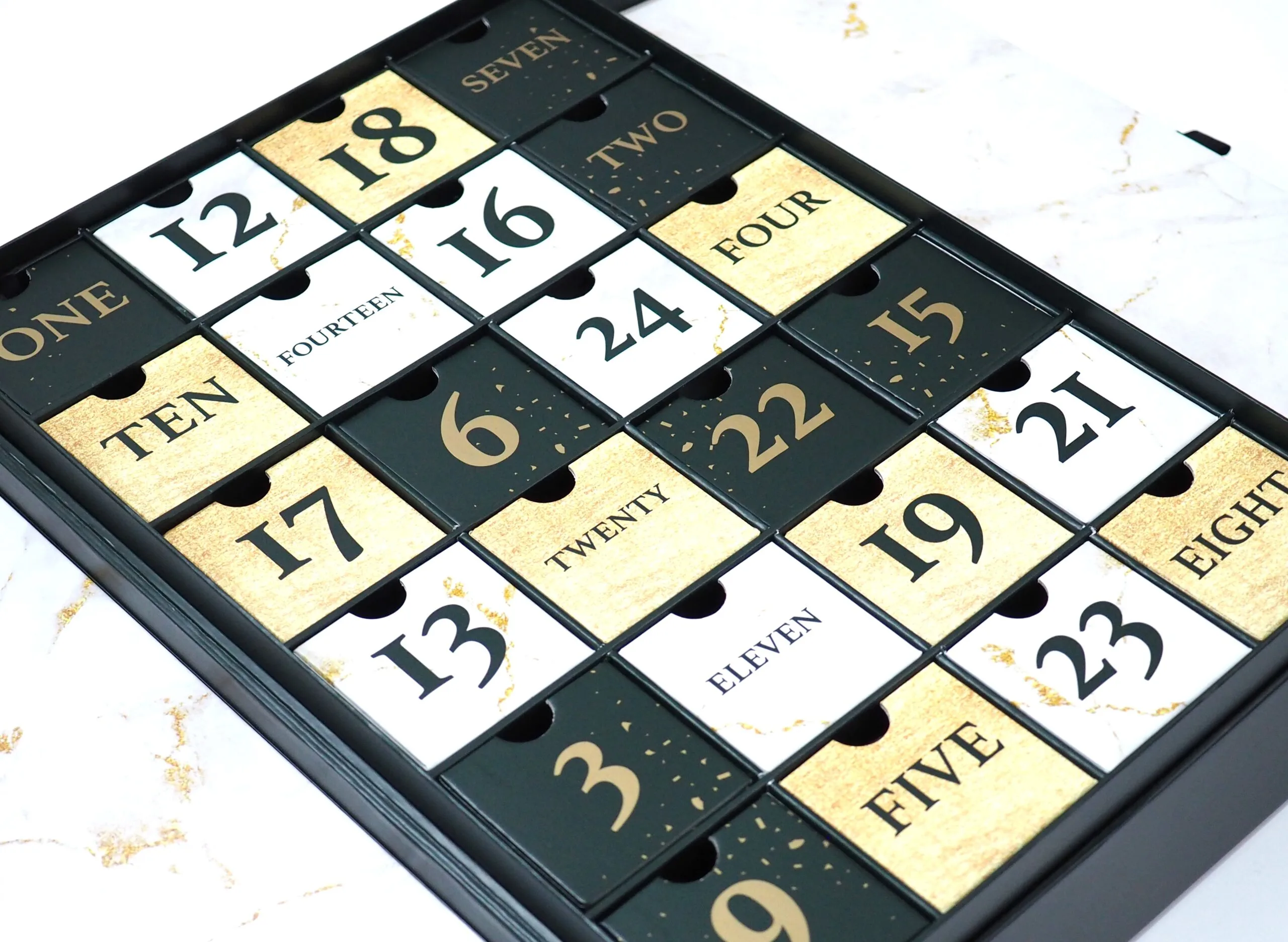 Aldi Lacura 24 Days of Beauty Advent Calendar 2021 Unboxing + Review
