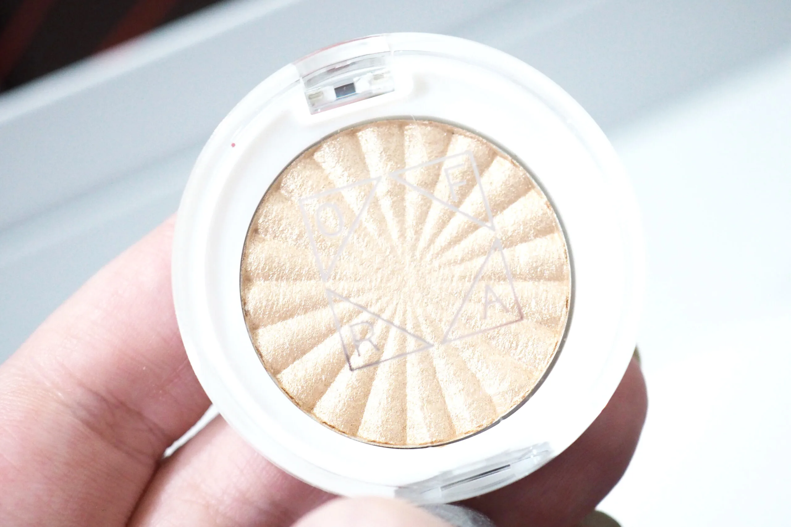 Beauty Bay The Showtime Beauty Box Unboxing